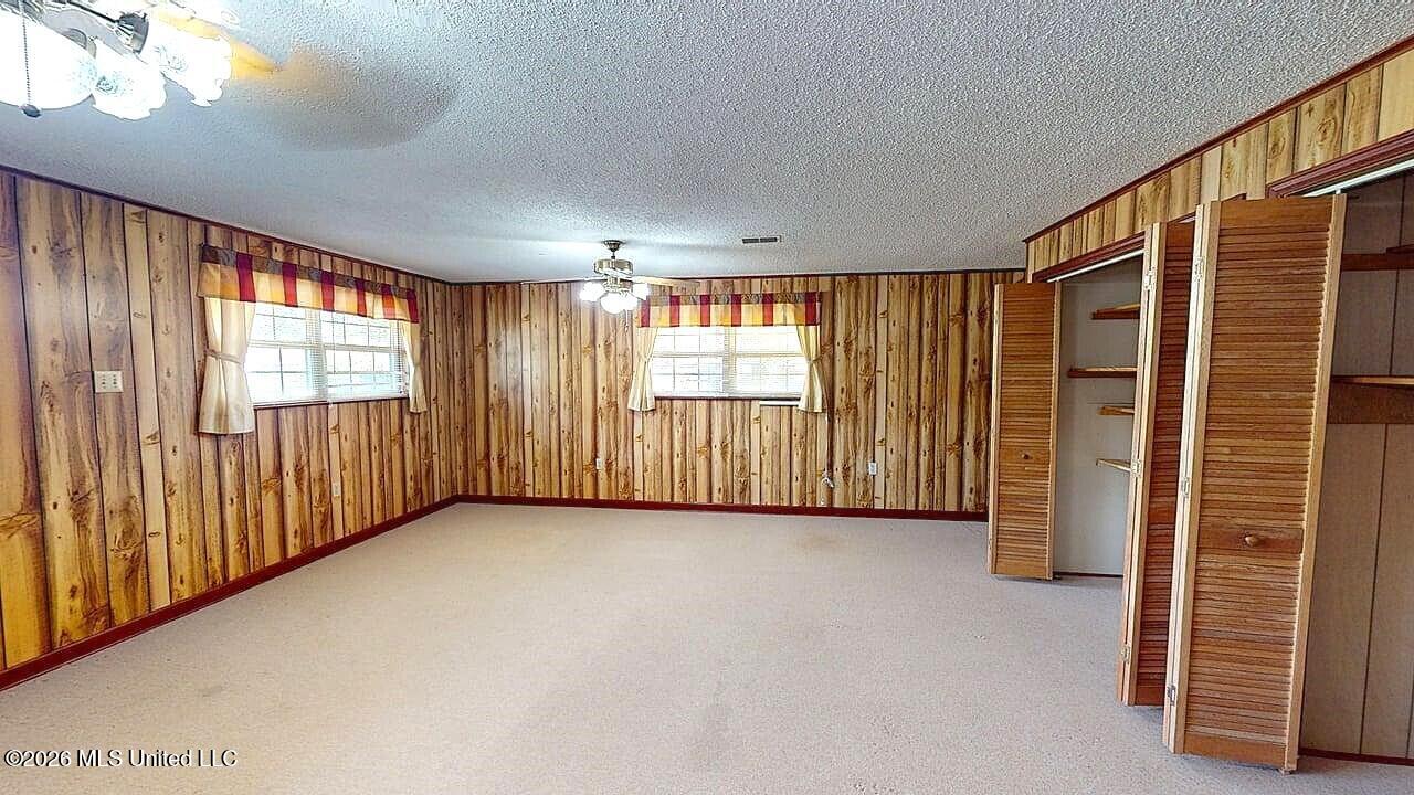 314 Saint Augustine Avenue Property Photo 17