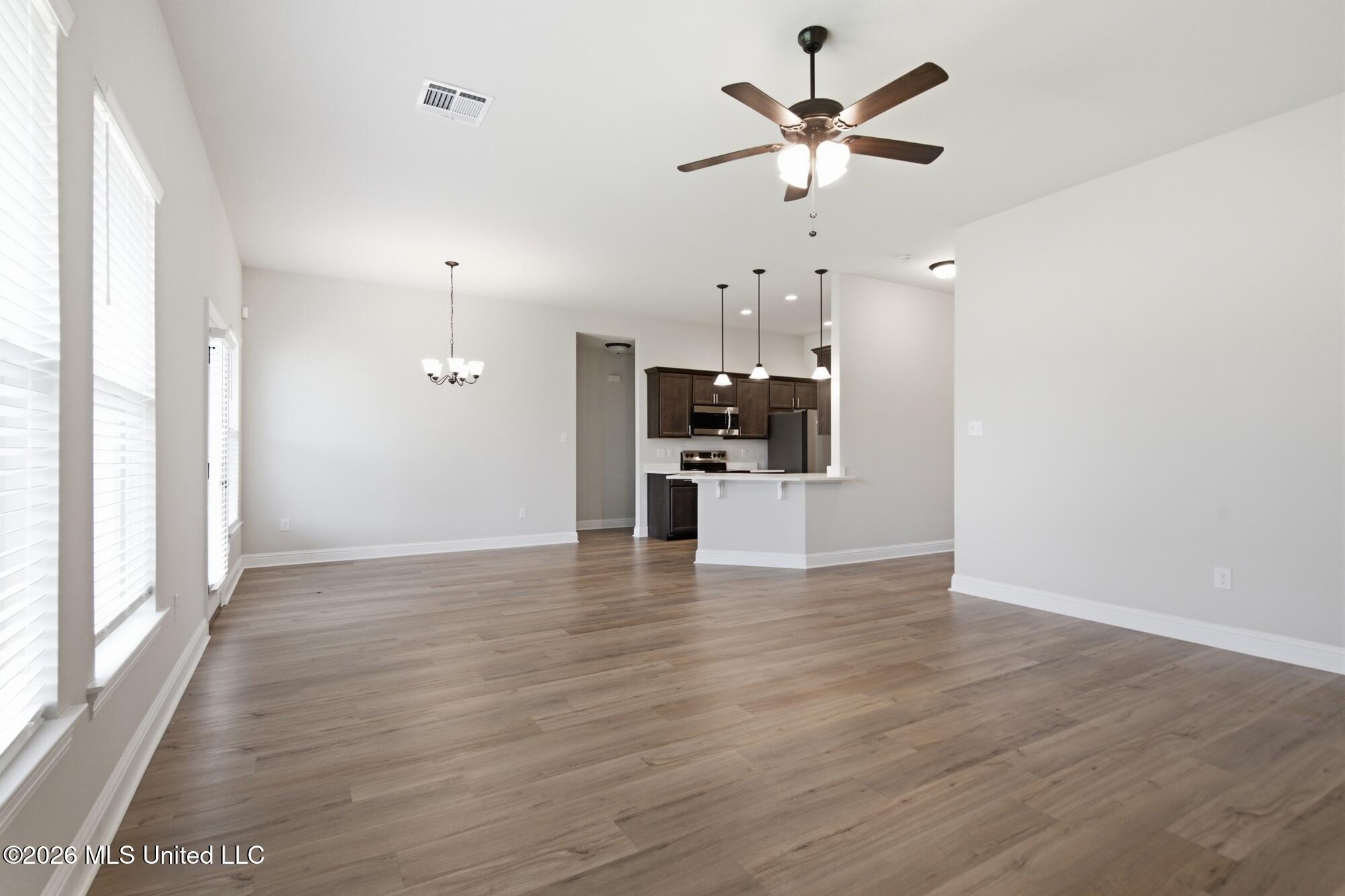18120 Evergreen Drive Property Photo 6