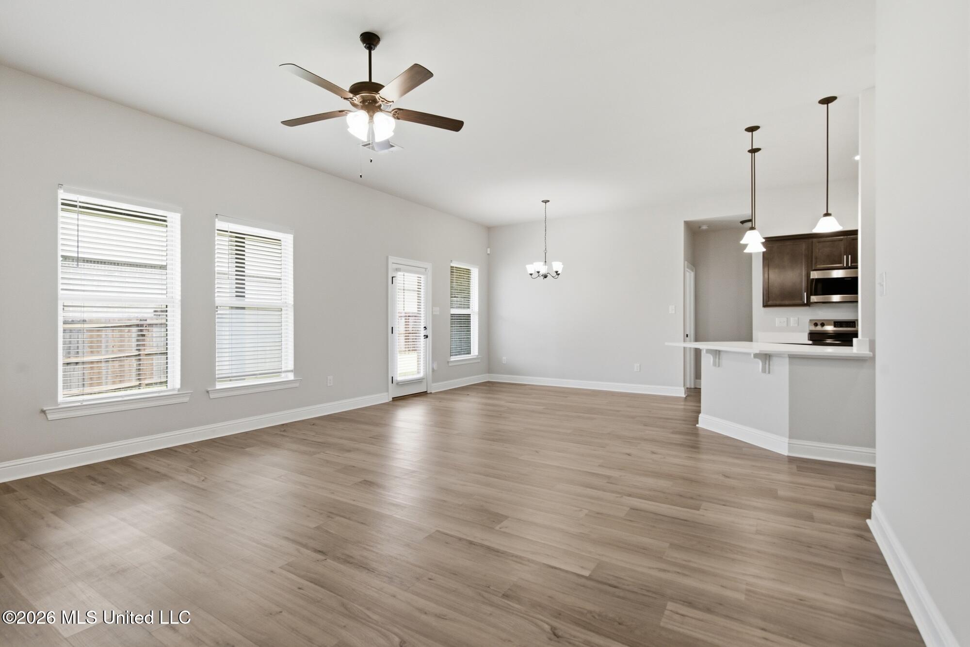 18120 Evergreen Drive Property Photo 8