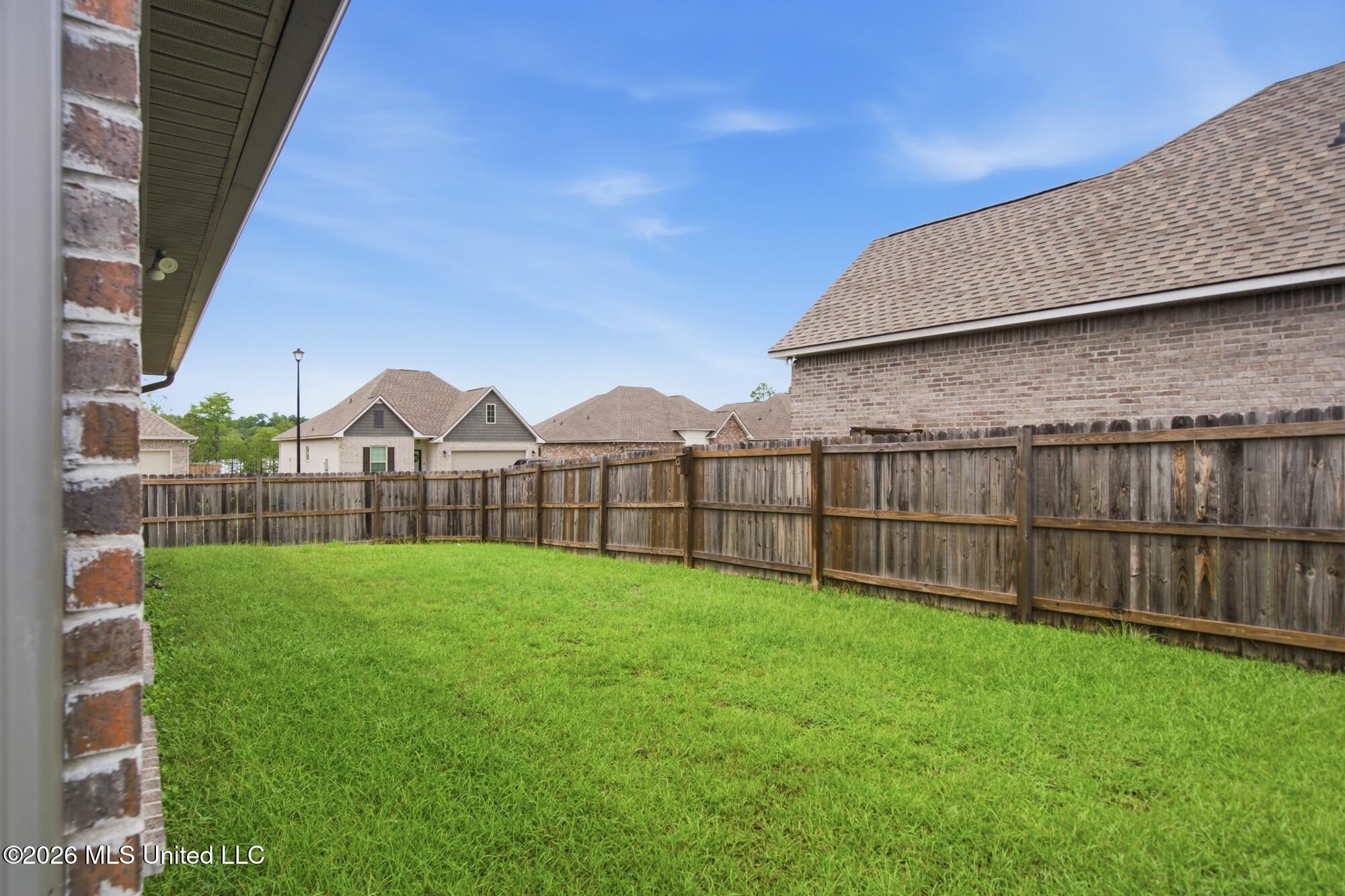 18120 Evergreen Drive Property Photo 27