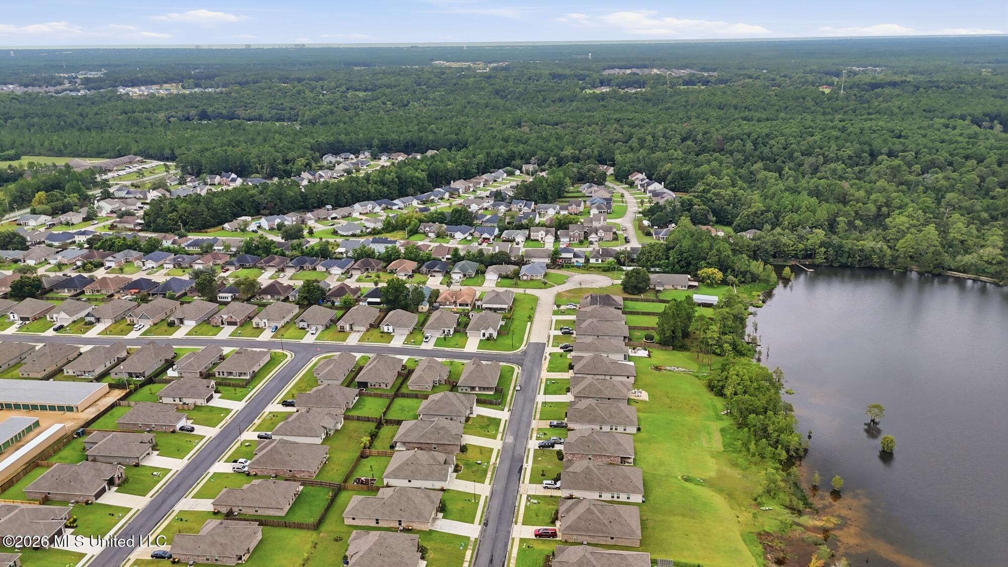 18120 Evergreen Drive Property Photo 34