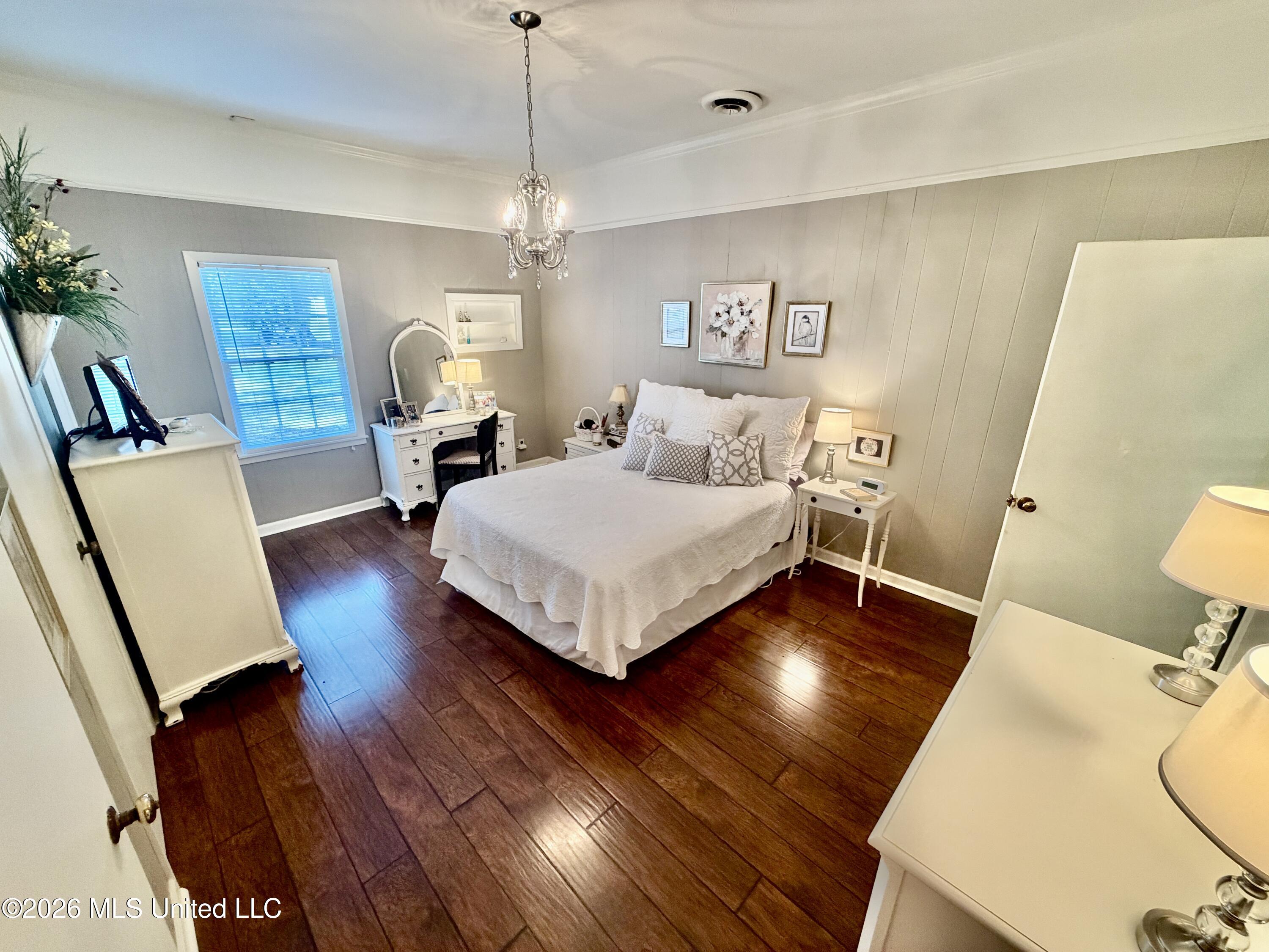 300 Scott Street Property Photo 12