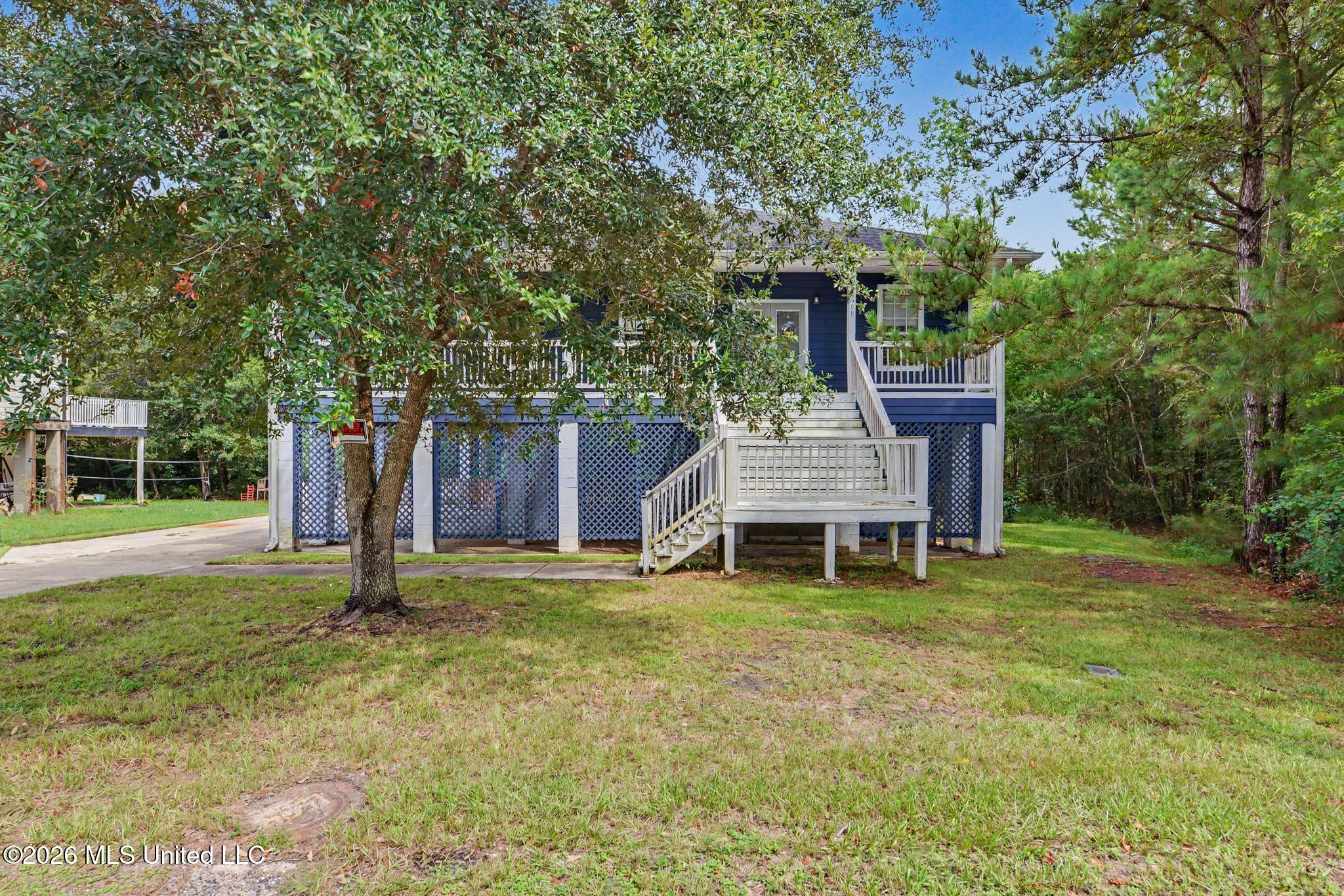 2008 Pompano Drive Property Photo 2