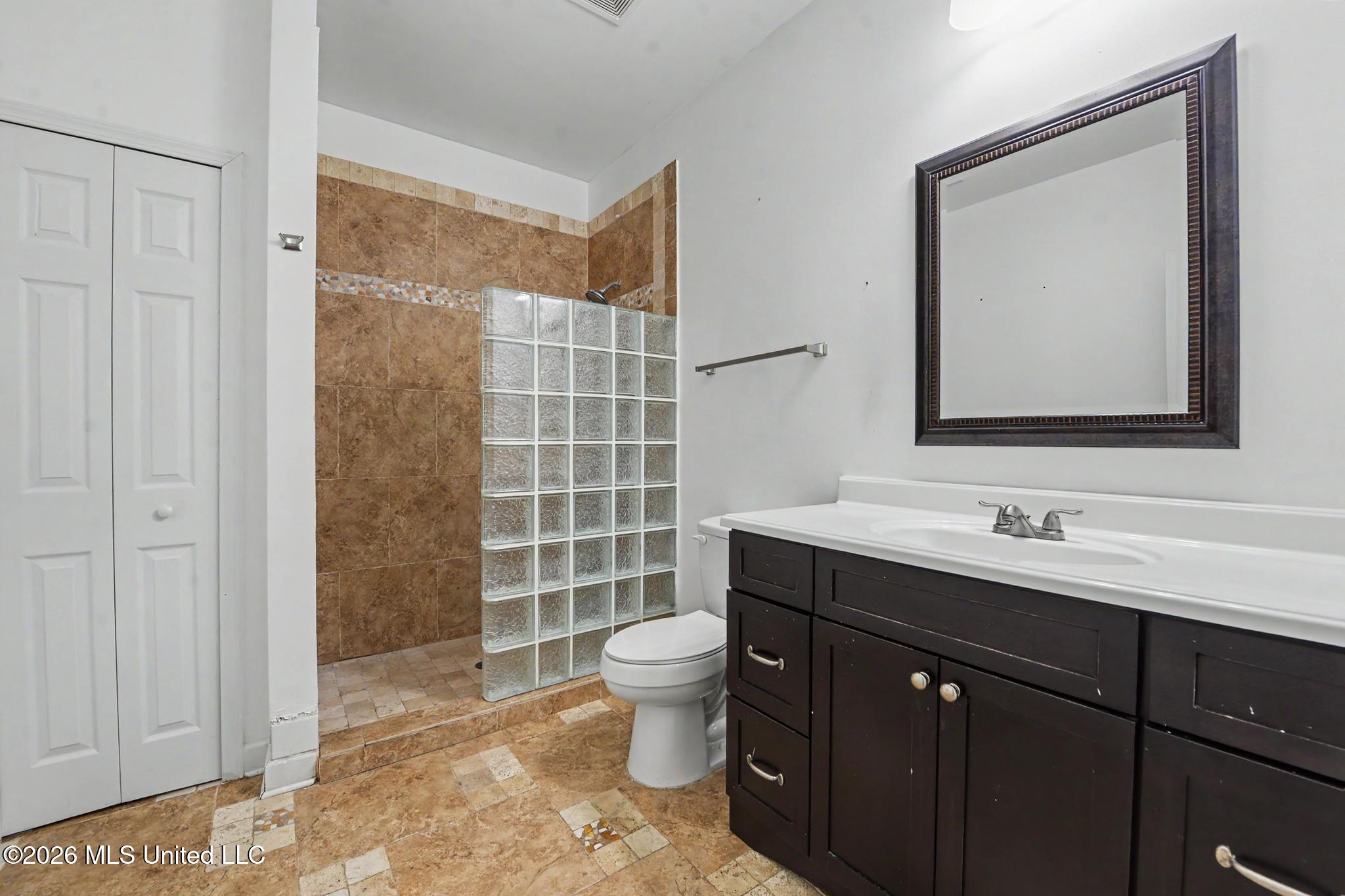 2008 Pompano Drive Property Photo 24