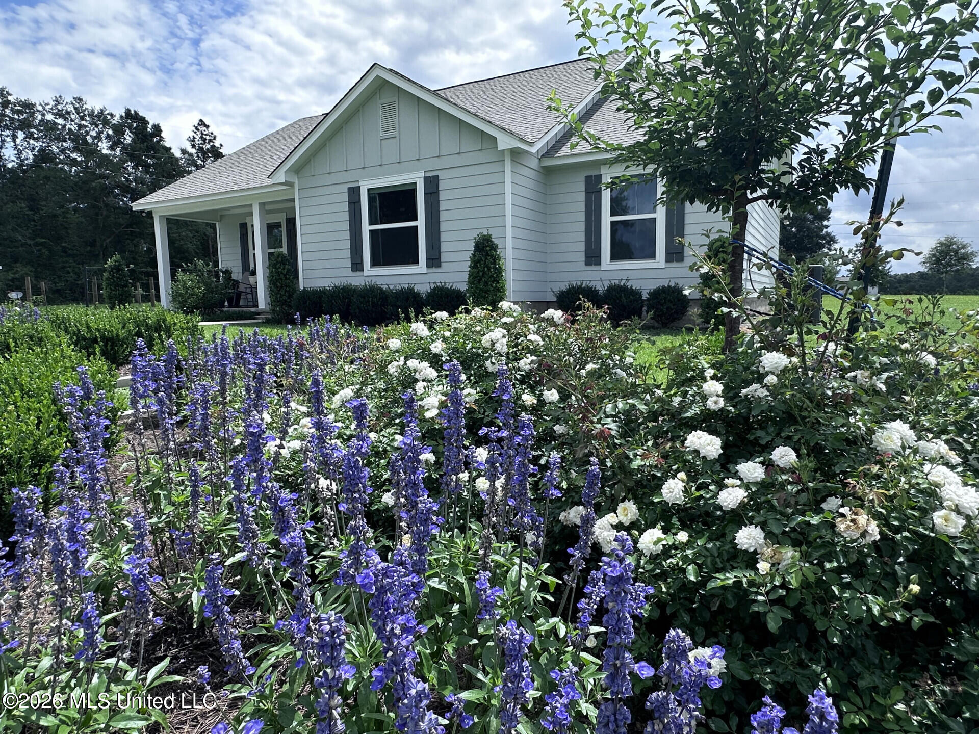 122 Green Road Property Photo 2