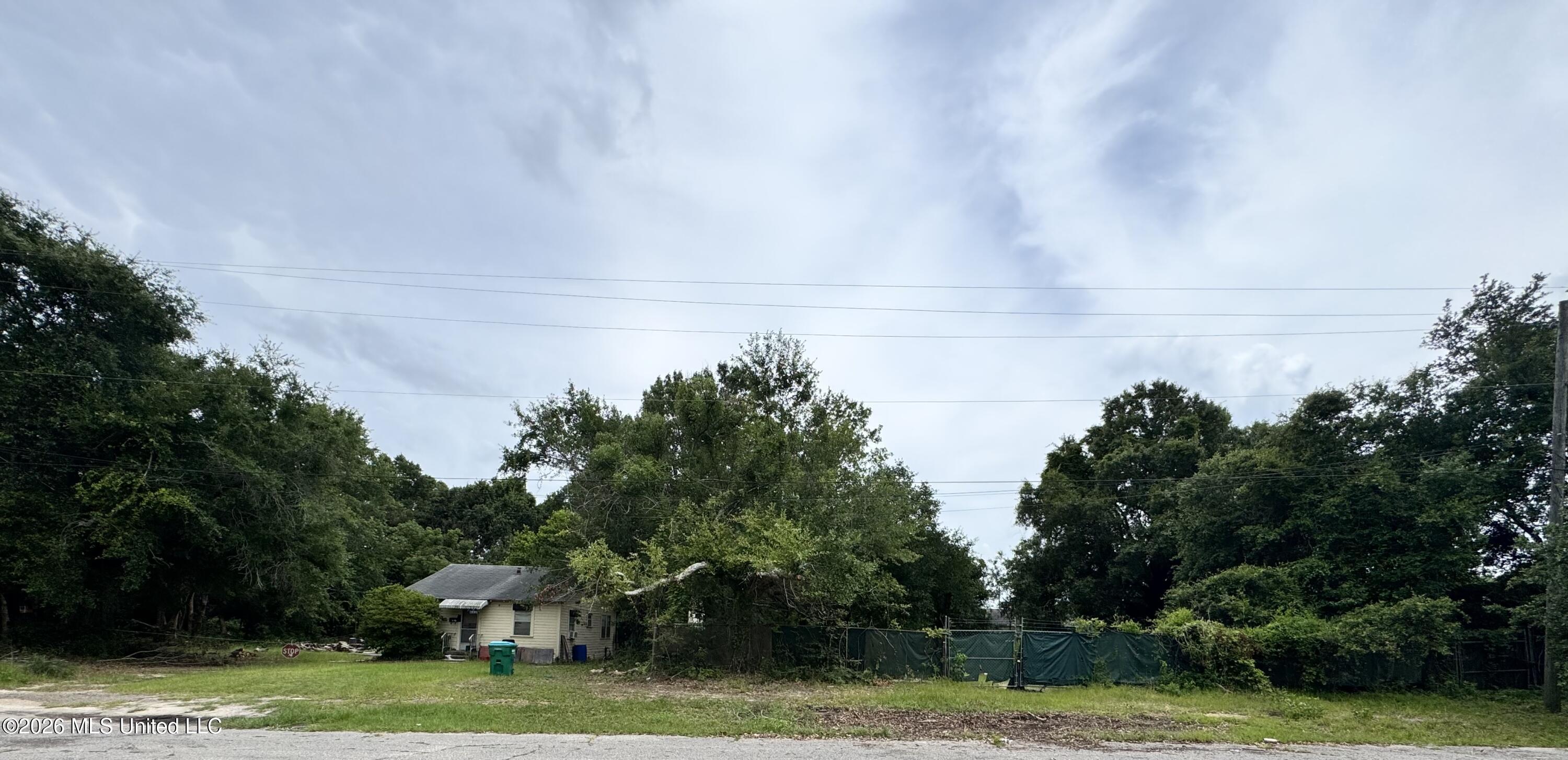 1918 Pass Road Property Photo 8
