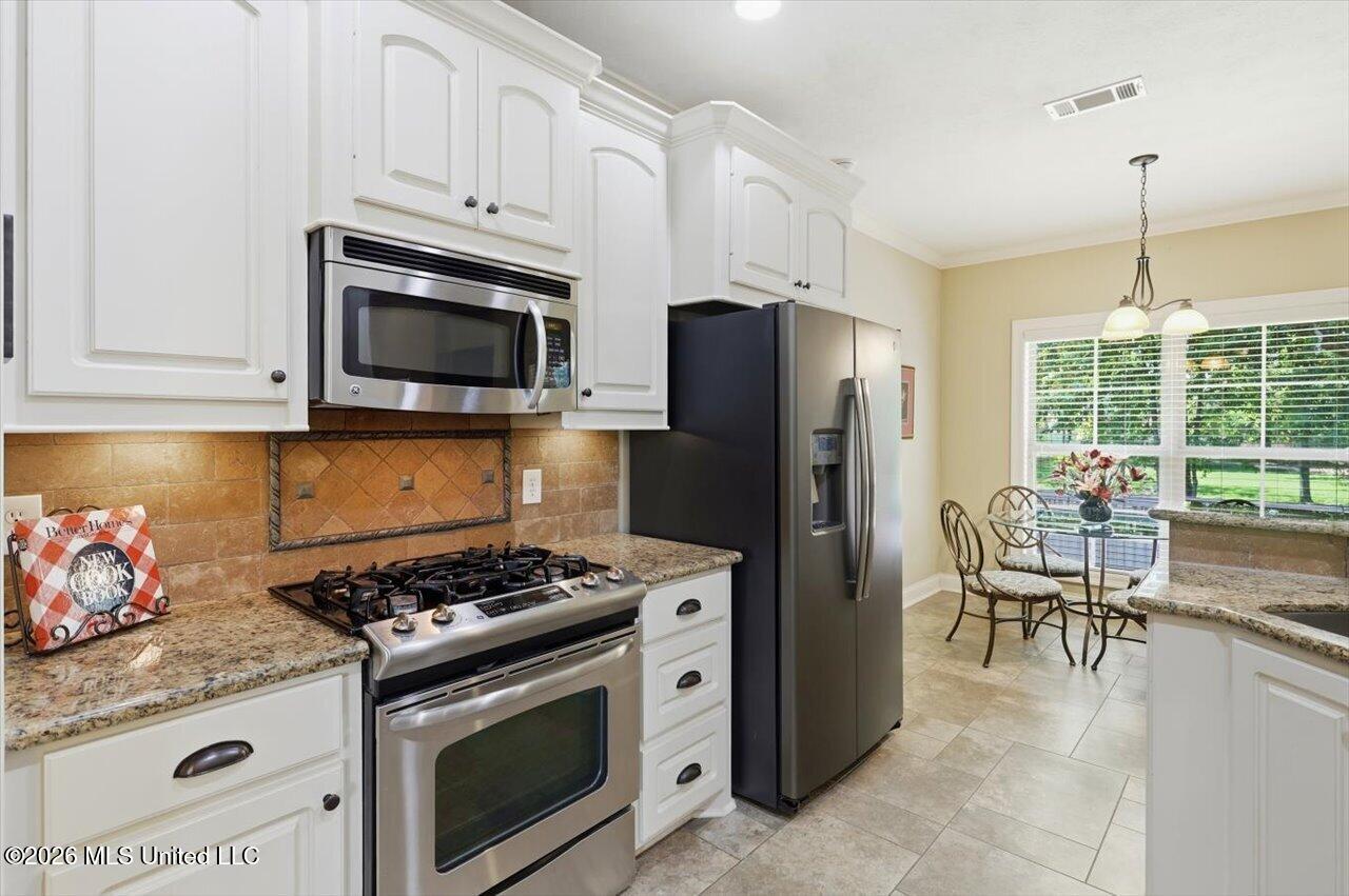 228 Stillhouse Creek Drive Property Photo 8