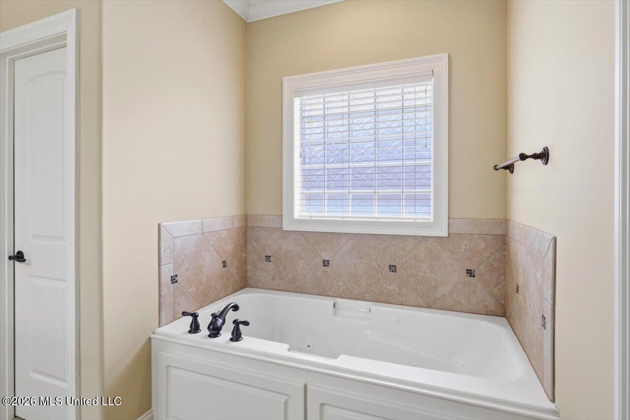 228 Stillhouse Creek Drive Property Photo 16