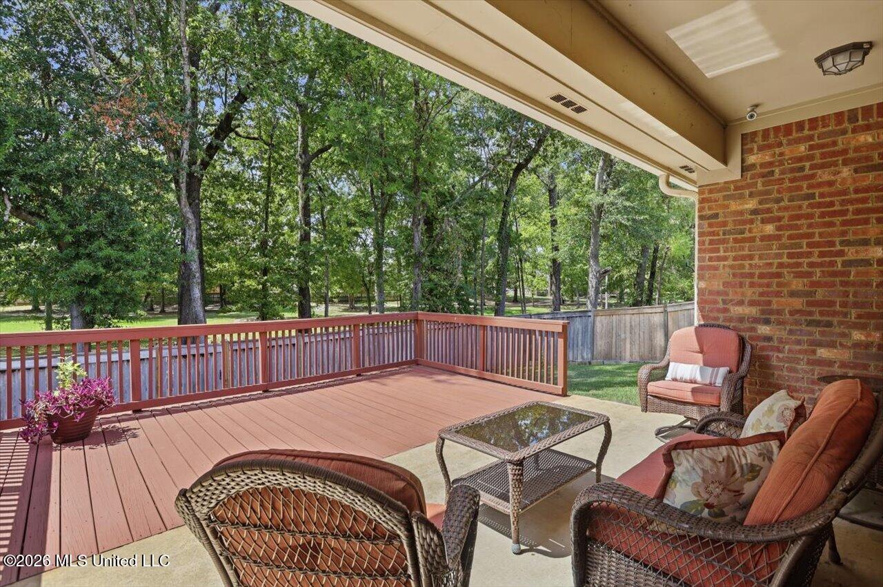228 Stillhouse Creek Drive Property Photo 21