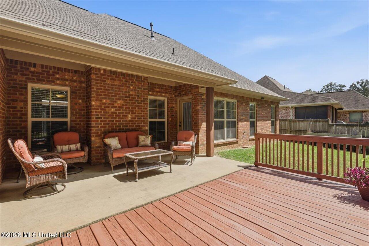 228 Stillhouse Creek Drive Property Photo 22