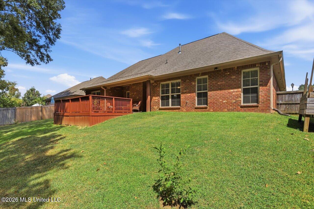 228 Stillhouse Creek Drive Property Photo 24