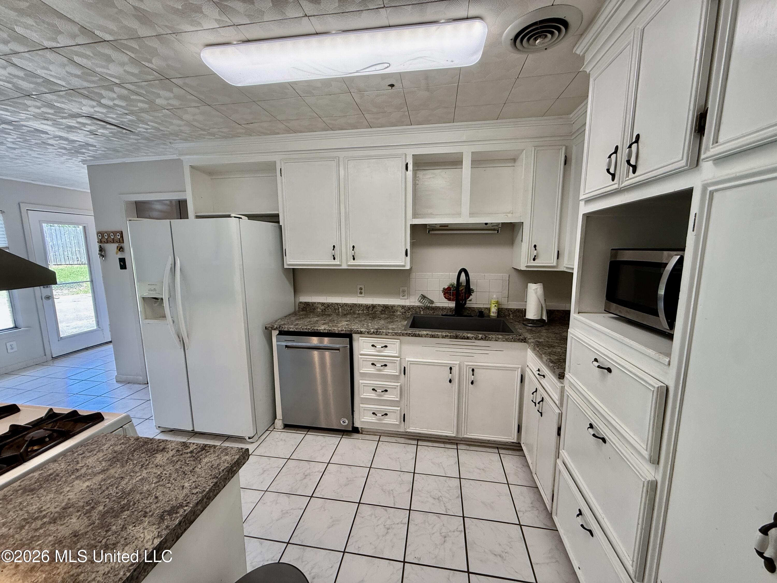 107 Diane Place Property Photo 10
