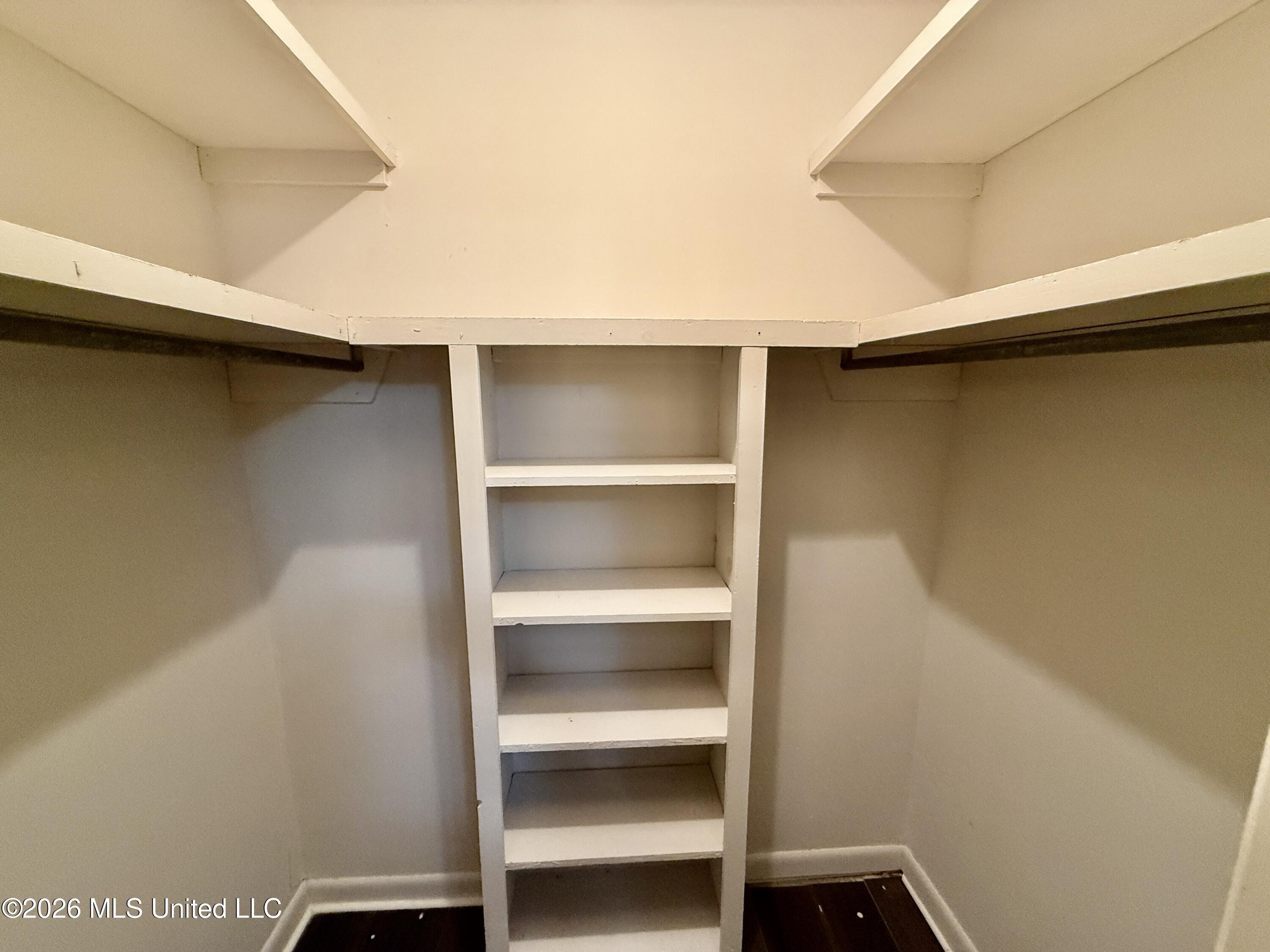 107 Diane Place Property Photo 16