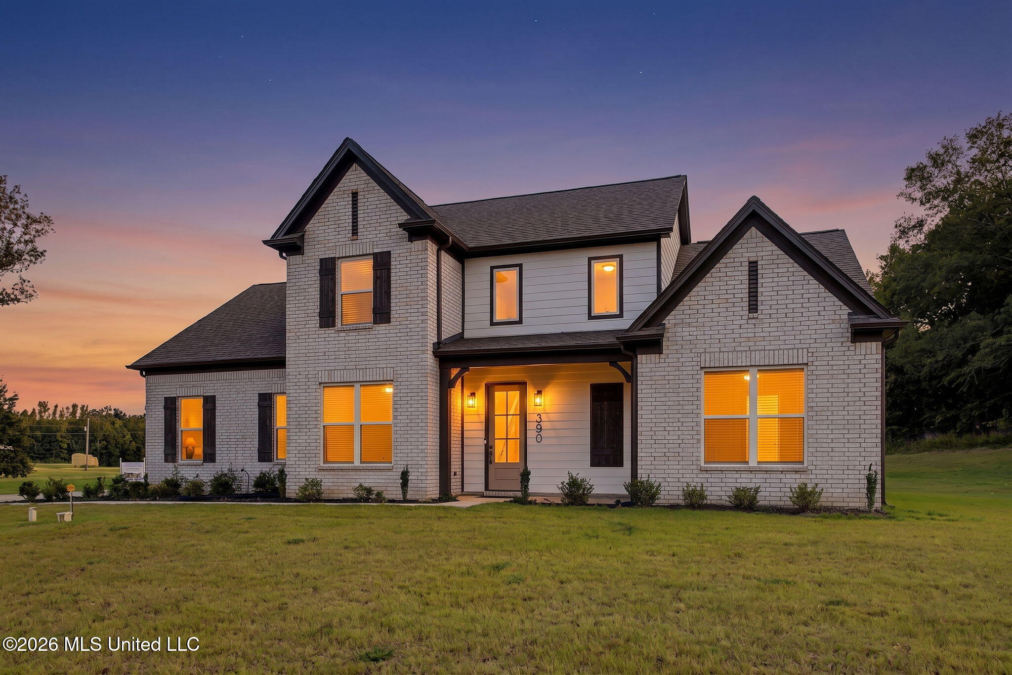 390 Centerline Roper Loop Property Photo 1