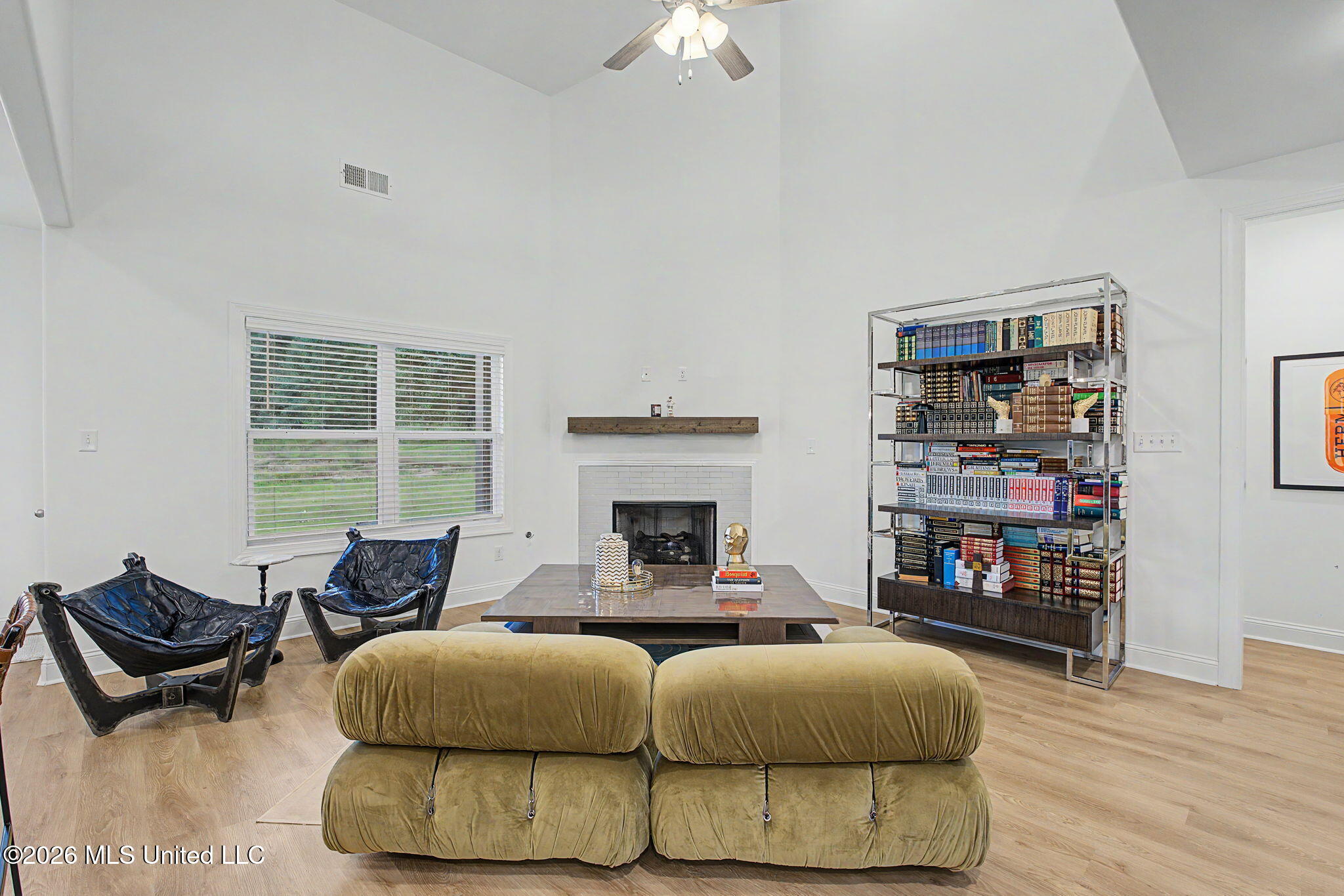 390 Centerline Roper Loop Property Photo 6
