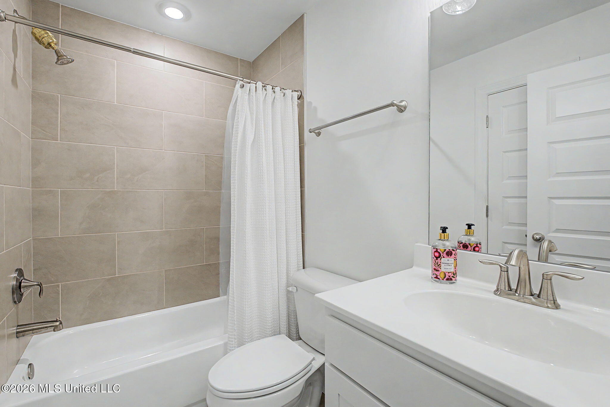 390 Centerline Roper Loop Property Photo 20