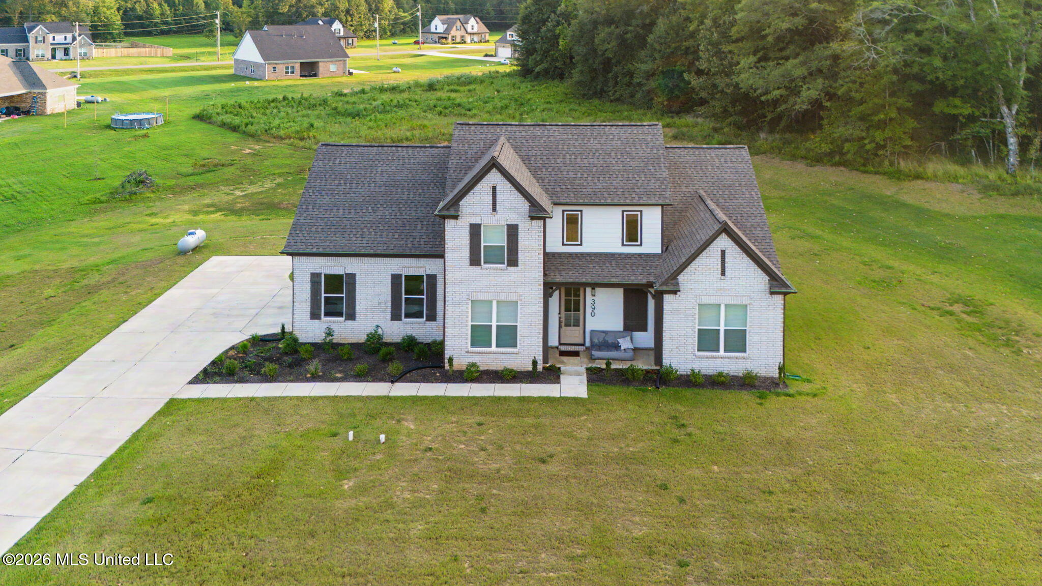 390 Centerline Roper Loop Property Photo 24