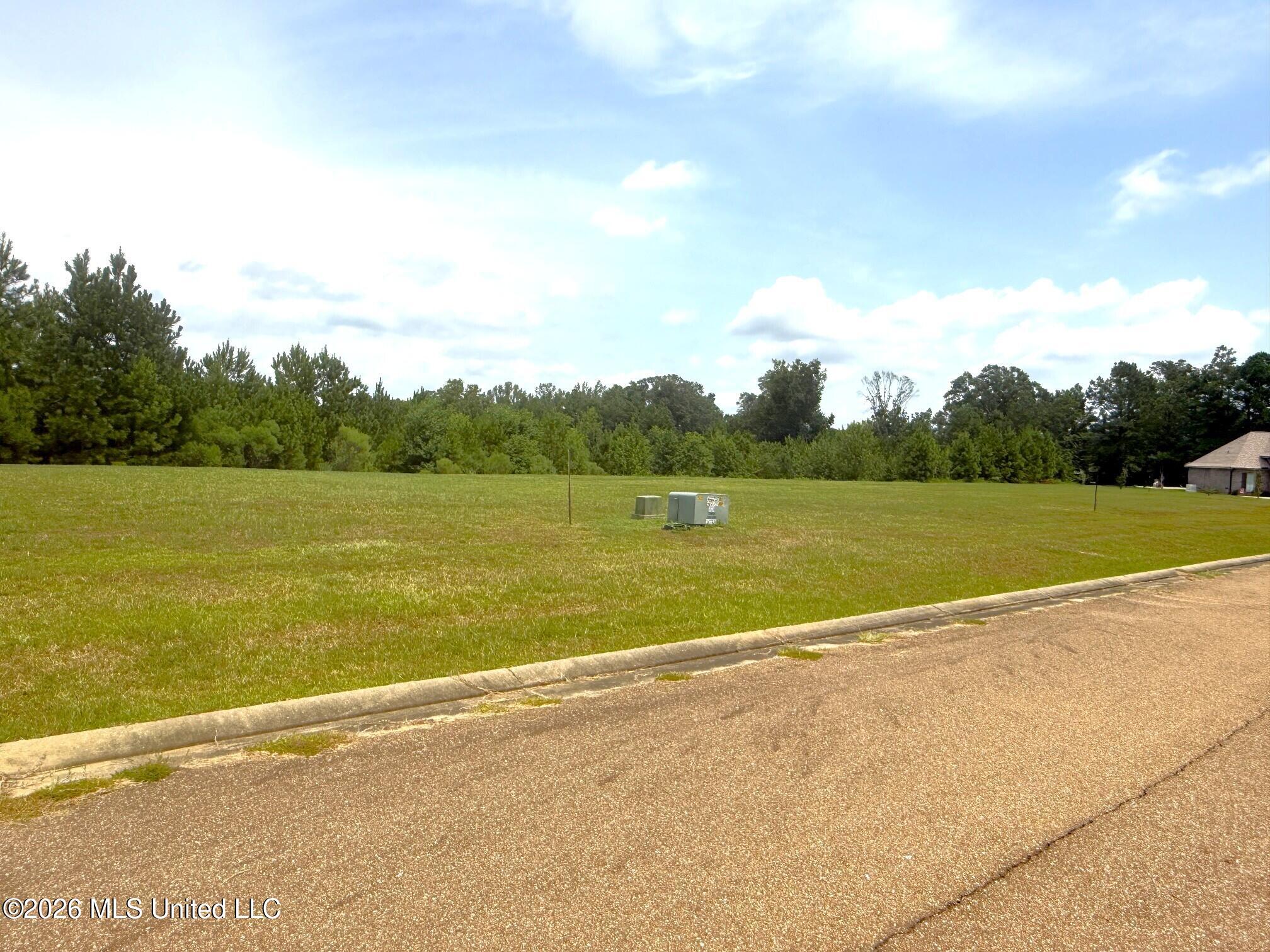 Fairway Cove Property Photo 5