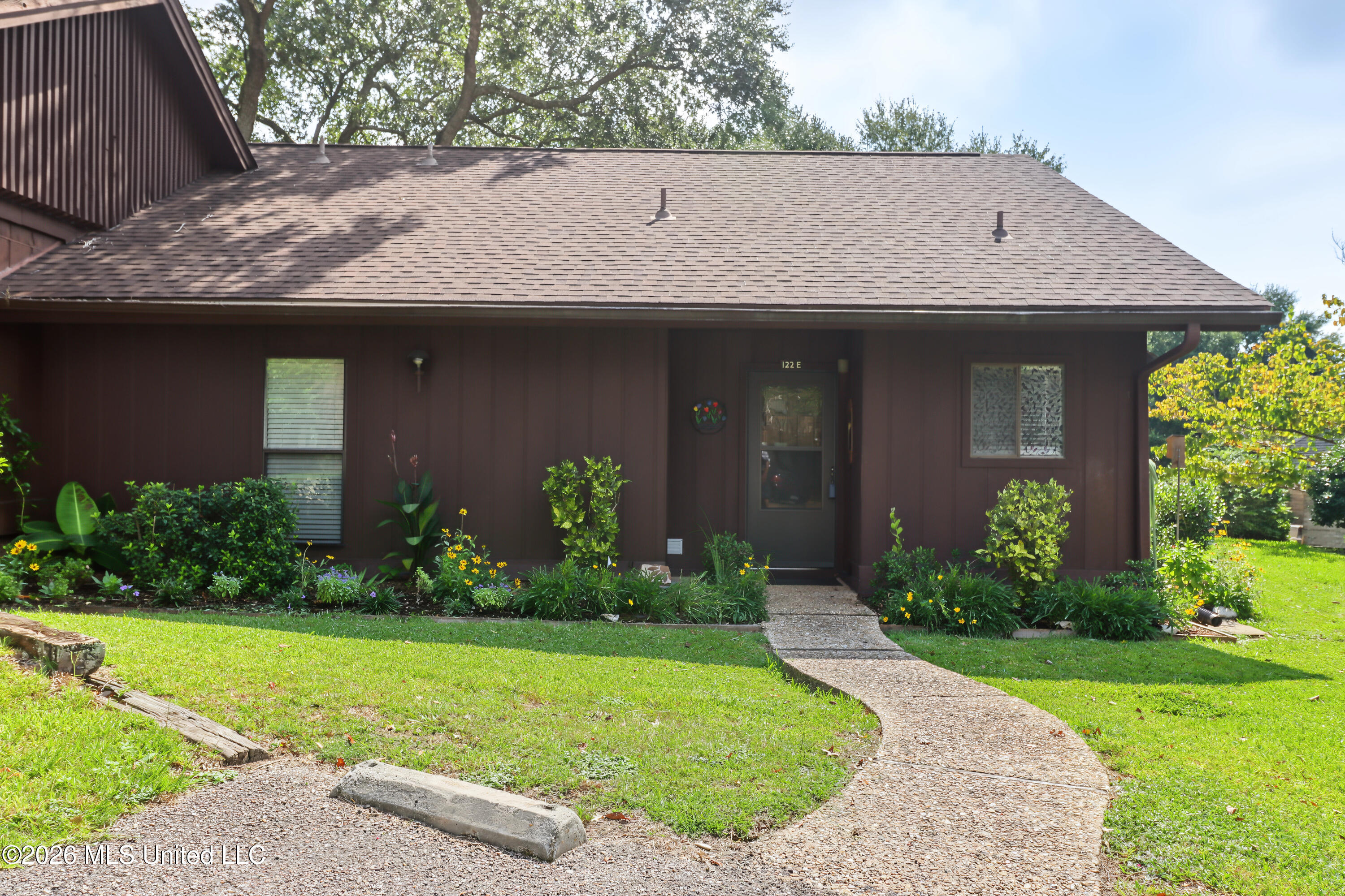 5510 E Golf Club Dr Property Photo 3