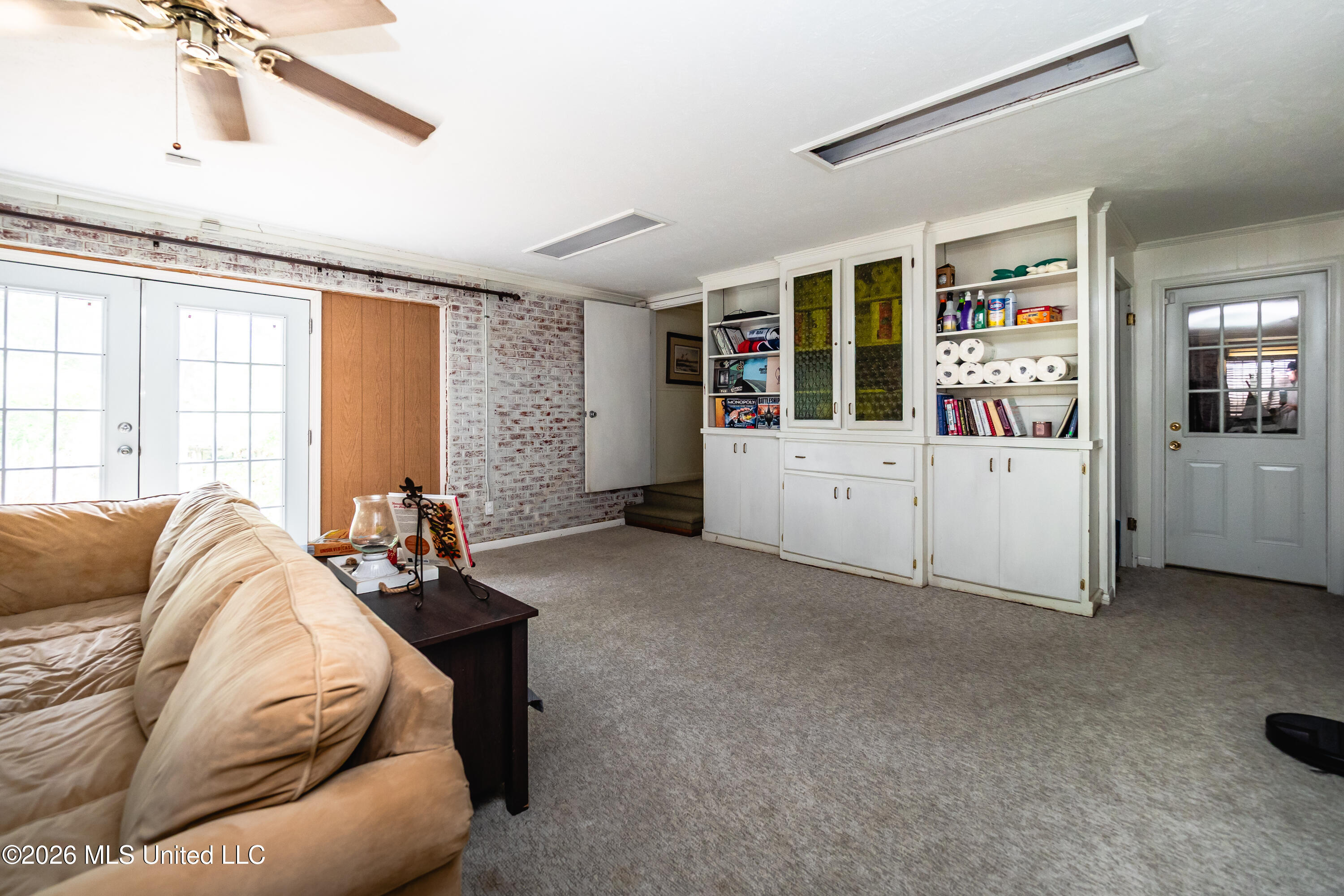 1918 Bellewood Drive Property Photo 24