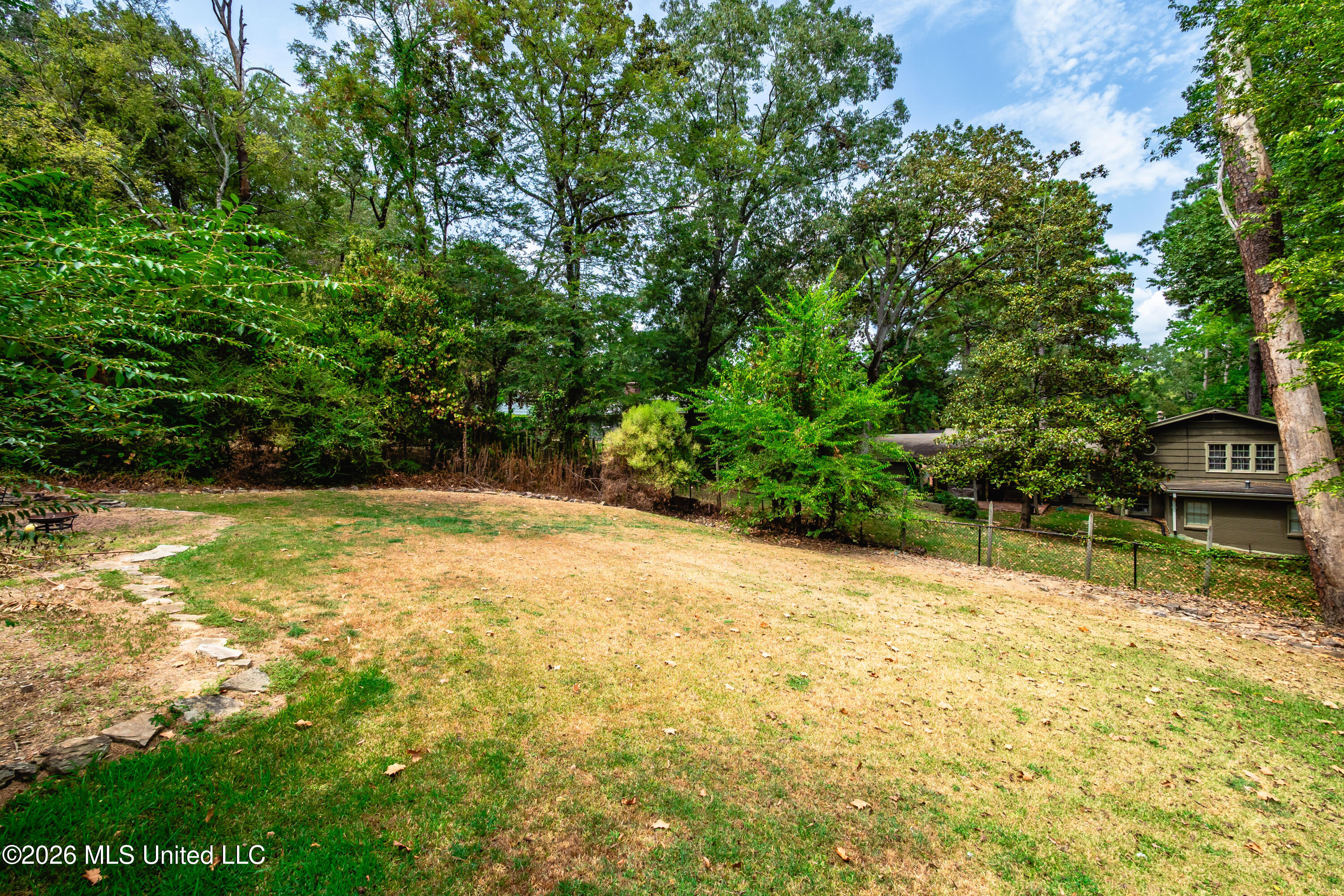 1918 Bellewood Drive Property Photo 30