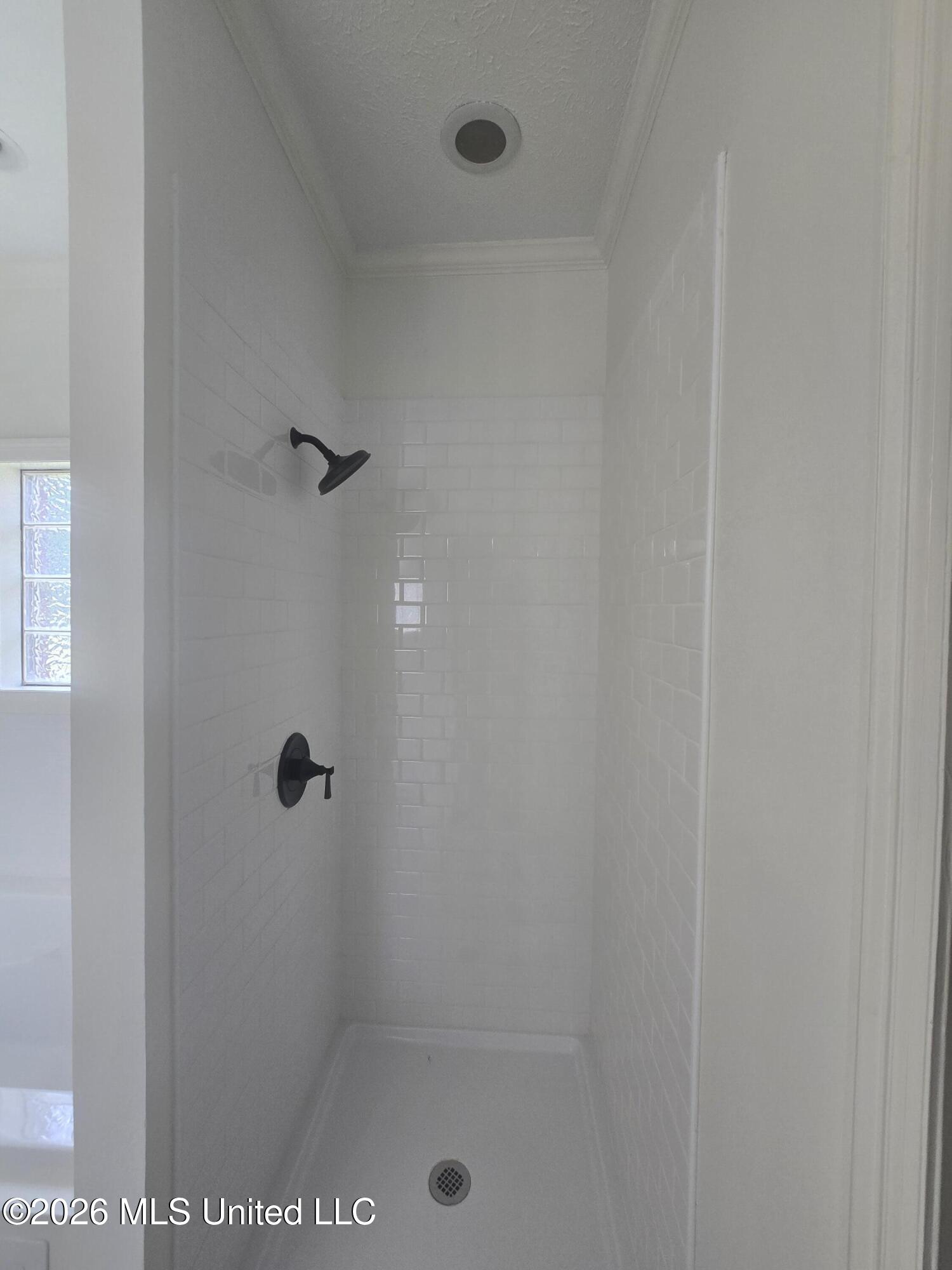 212 Village Circle Property Photo 11