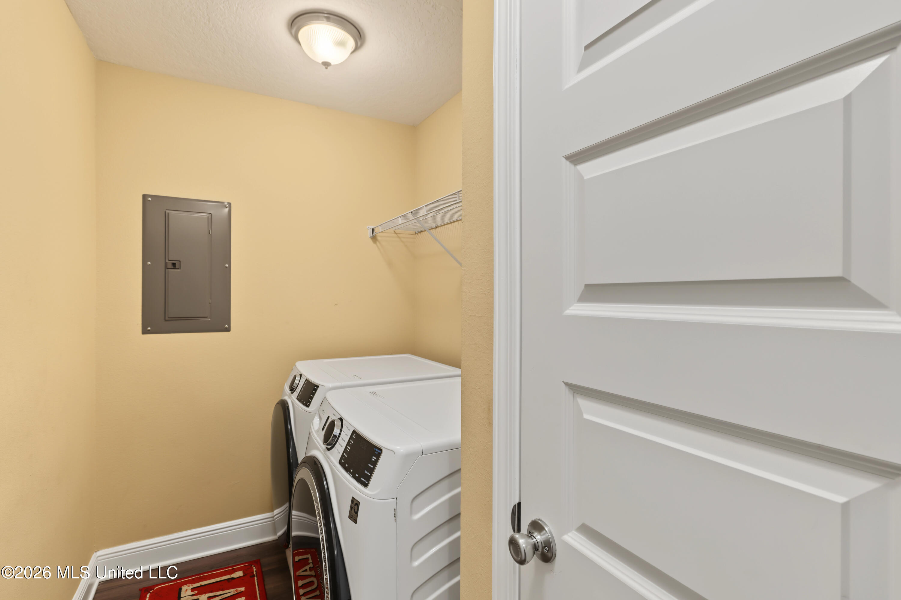 13762 Shelby Court Property Photo 8