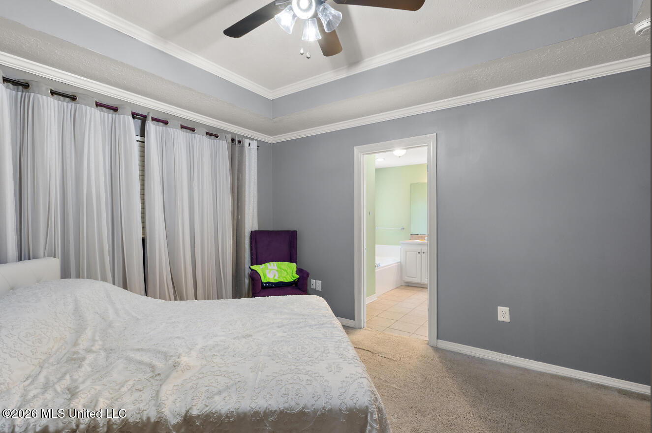 405 Edgewater Branch Drive Property Photo 11