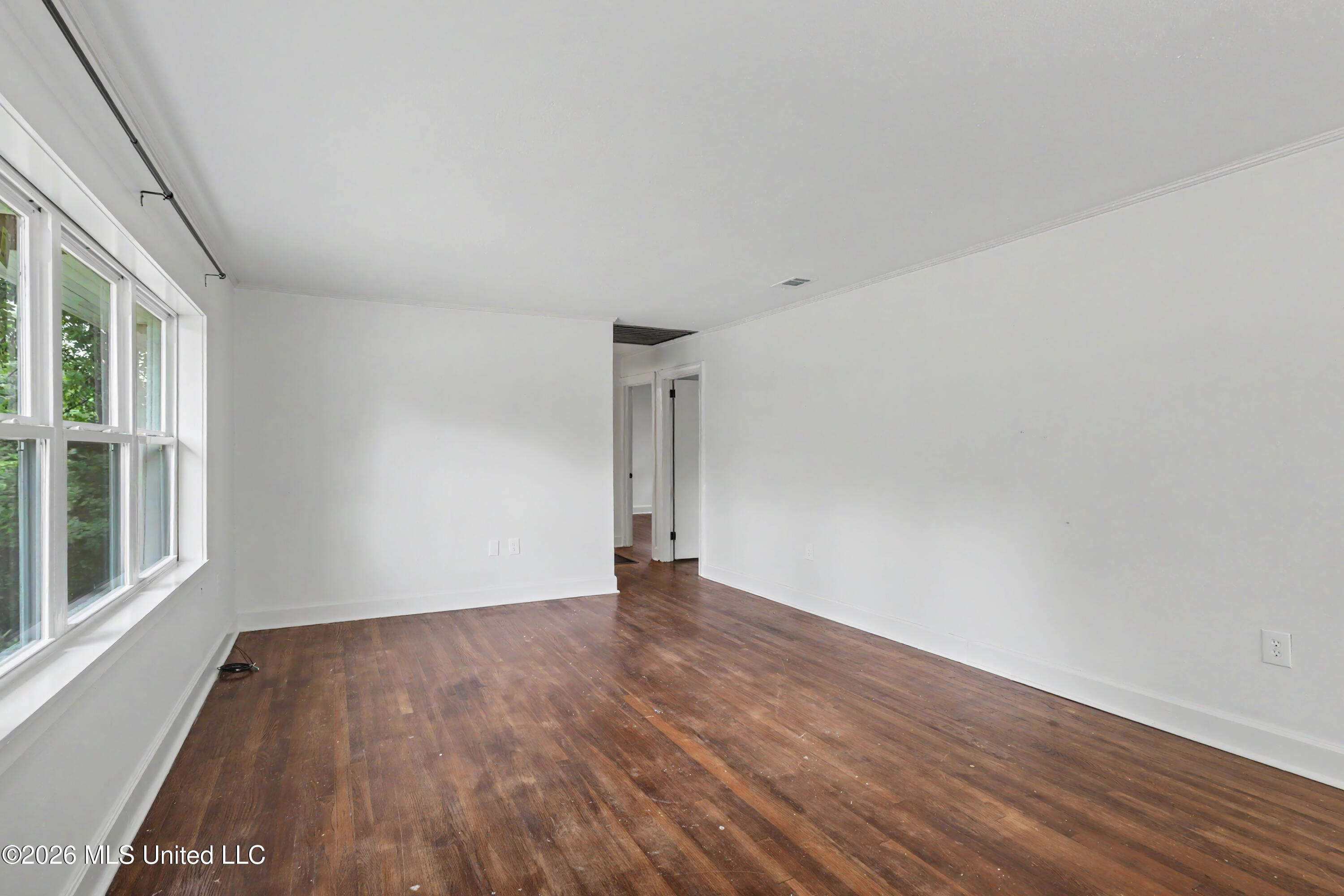 2004 Ridgeway Lane Property Photo 6