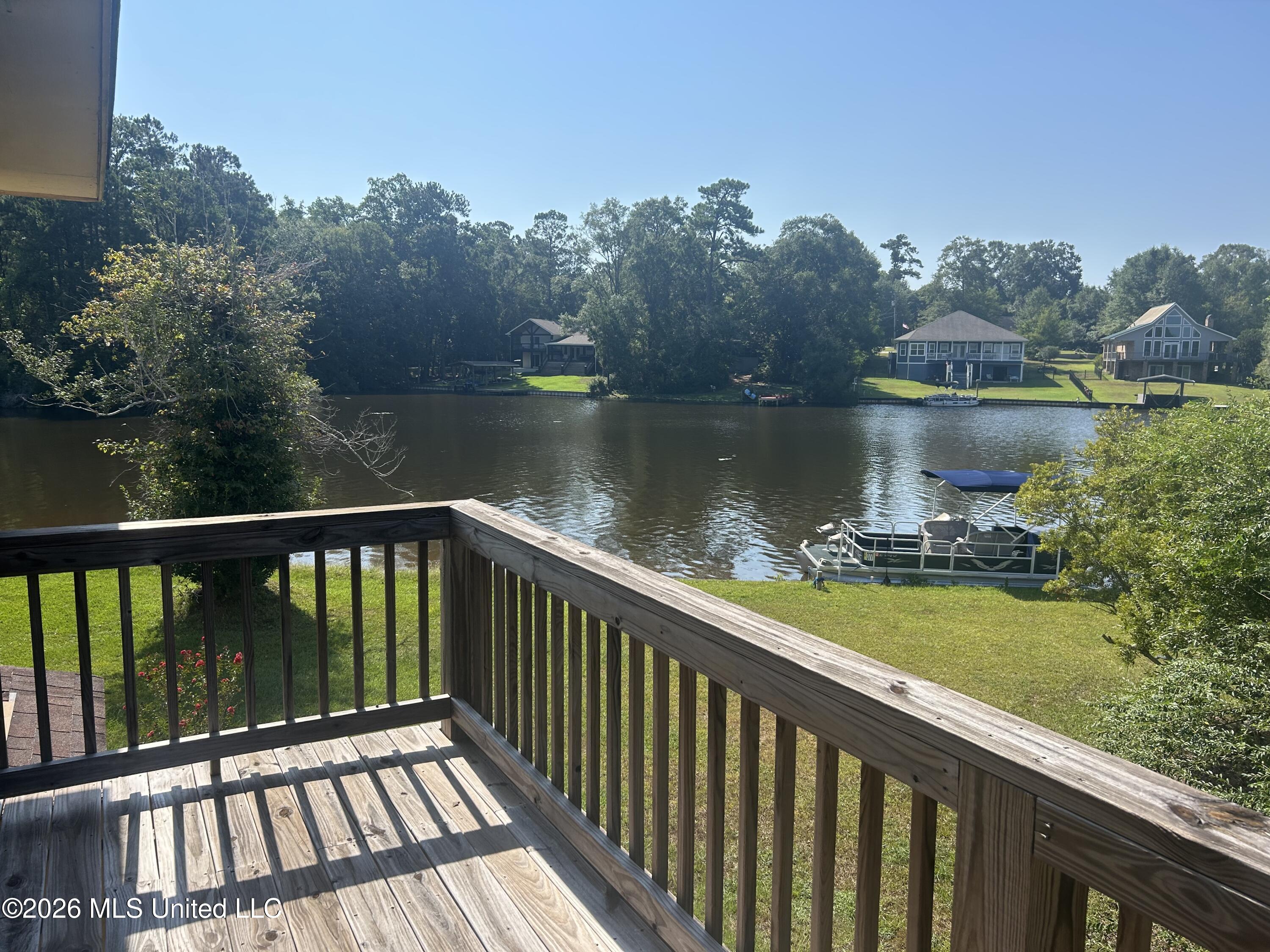 123 Peninsula Drive Property Photo 12