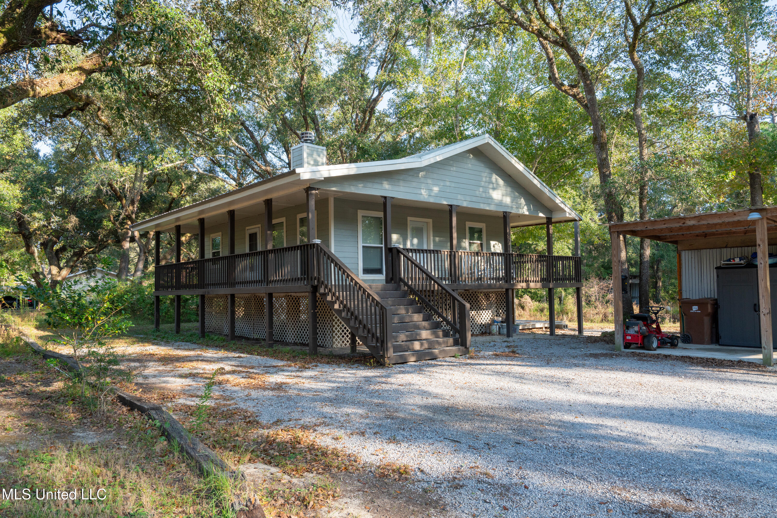 23349 Bells Ferry Road Property Photo 1