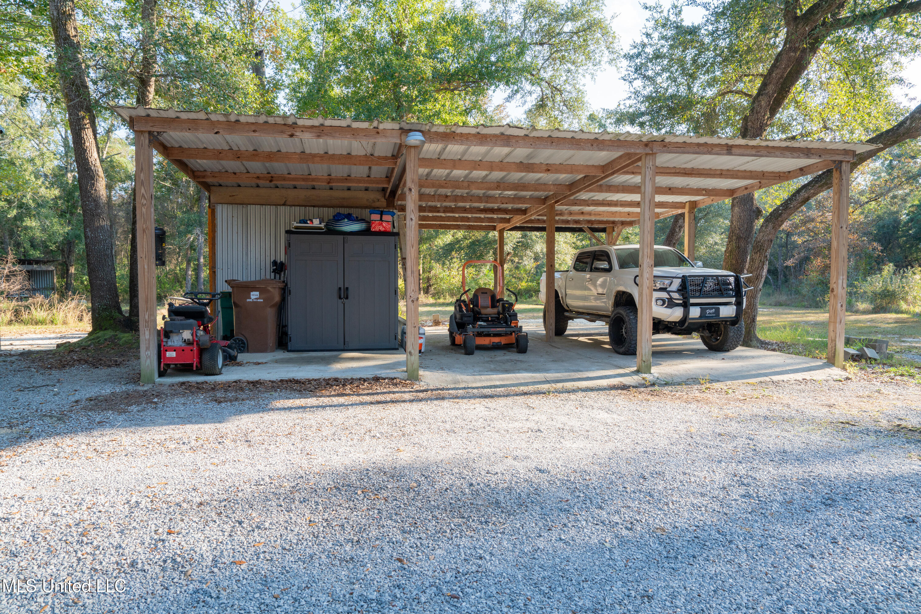 23349 Bells Ferry Road Property Photo 16