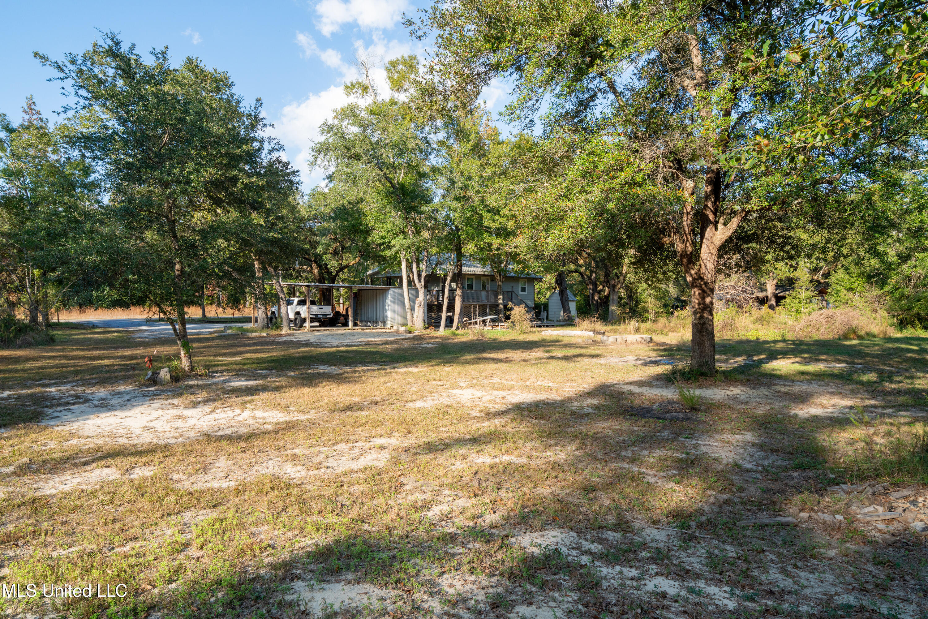 23349 Bells Ferry Road Property Photo 18