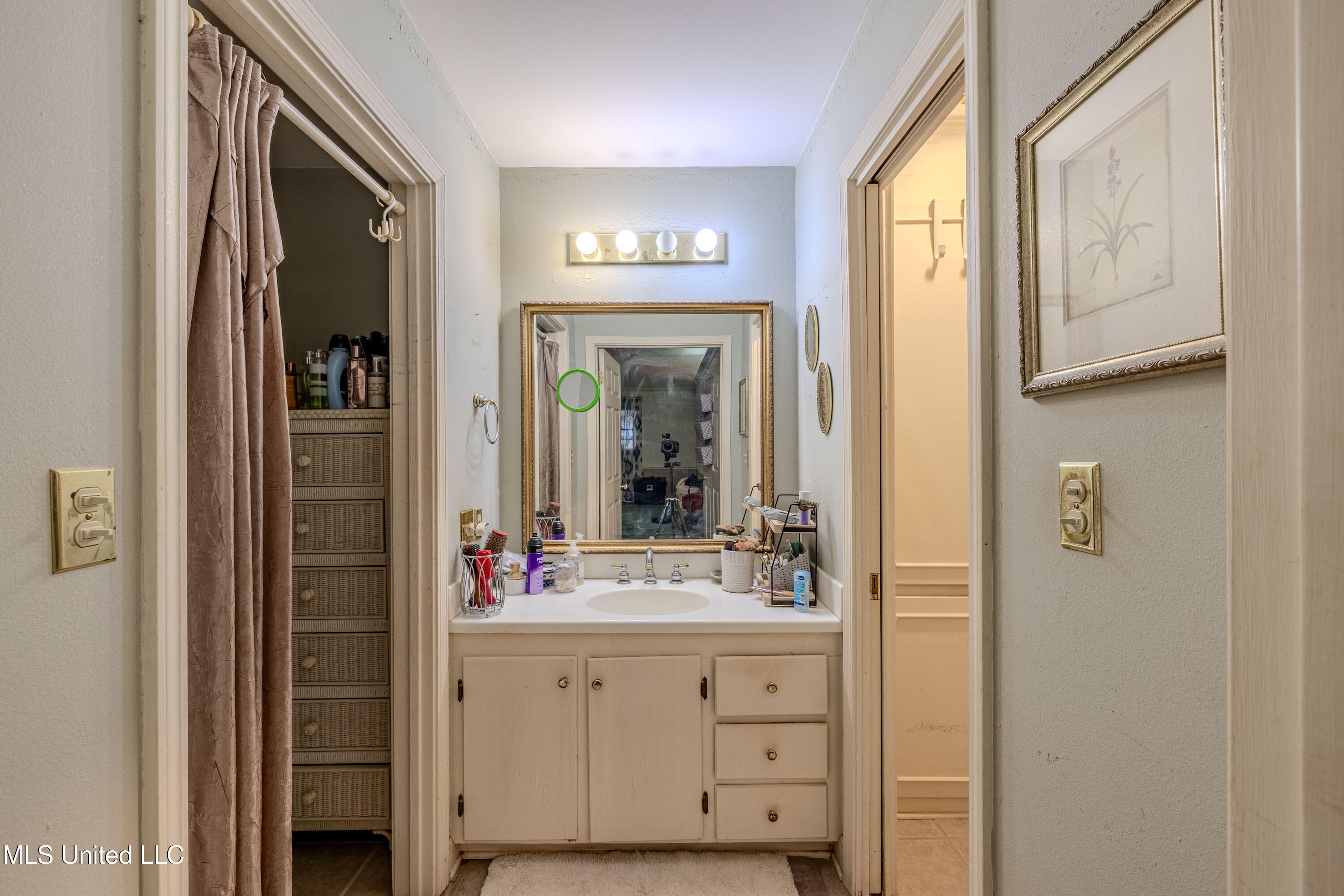 1411 Memorial Drive Property Photo 26