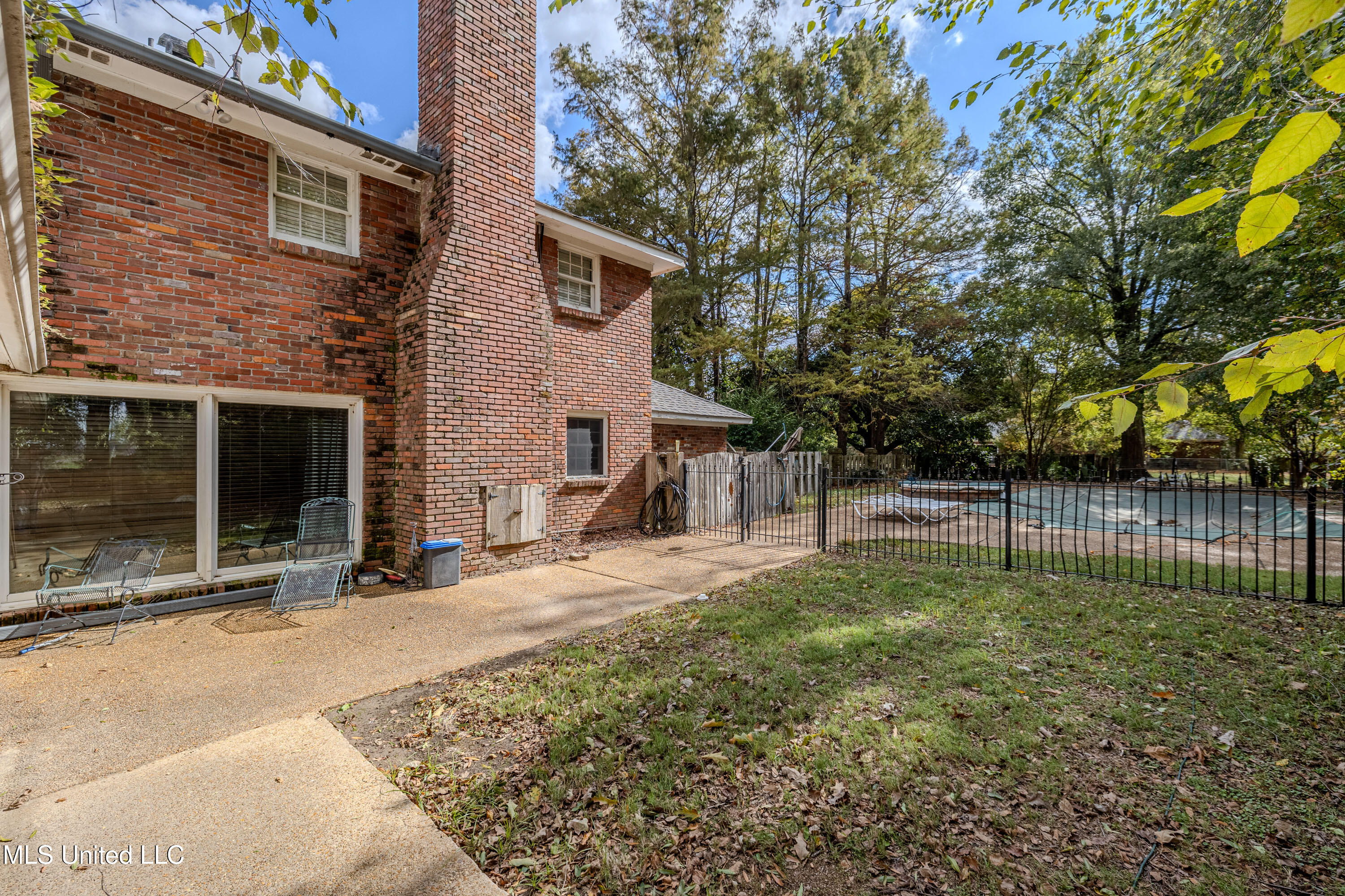 1411 Memorial Drive Property Photo 43