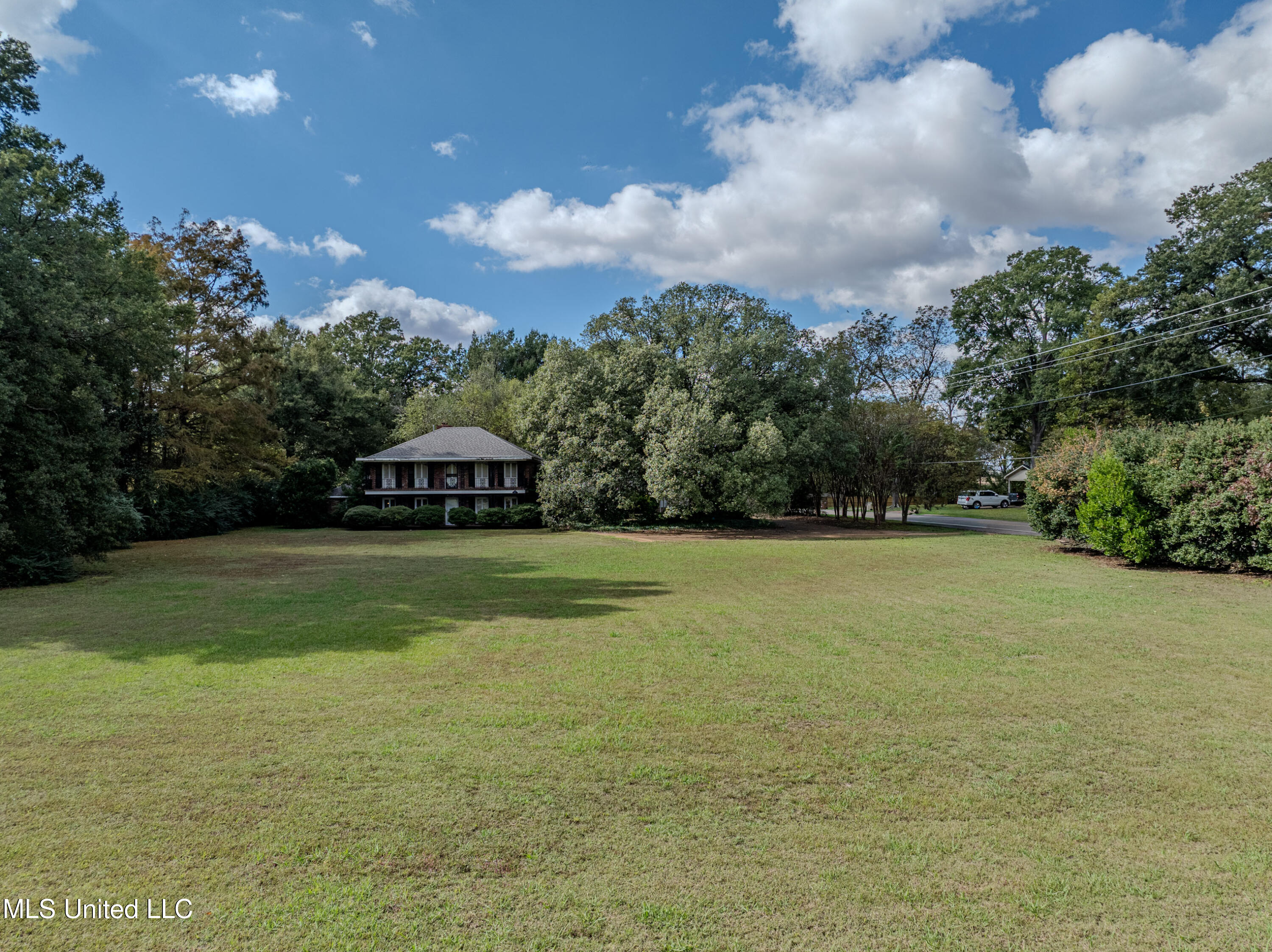 1411 Memorial Drive Property Photo 49