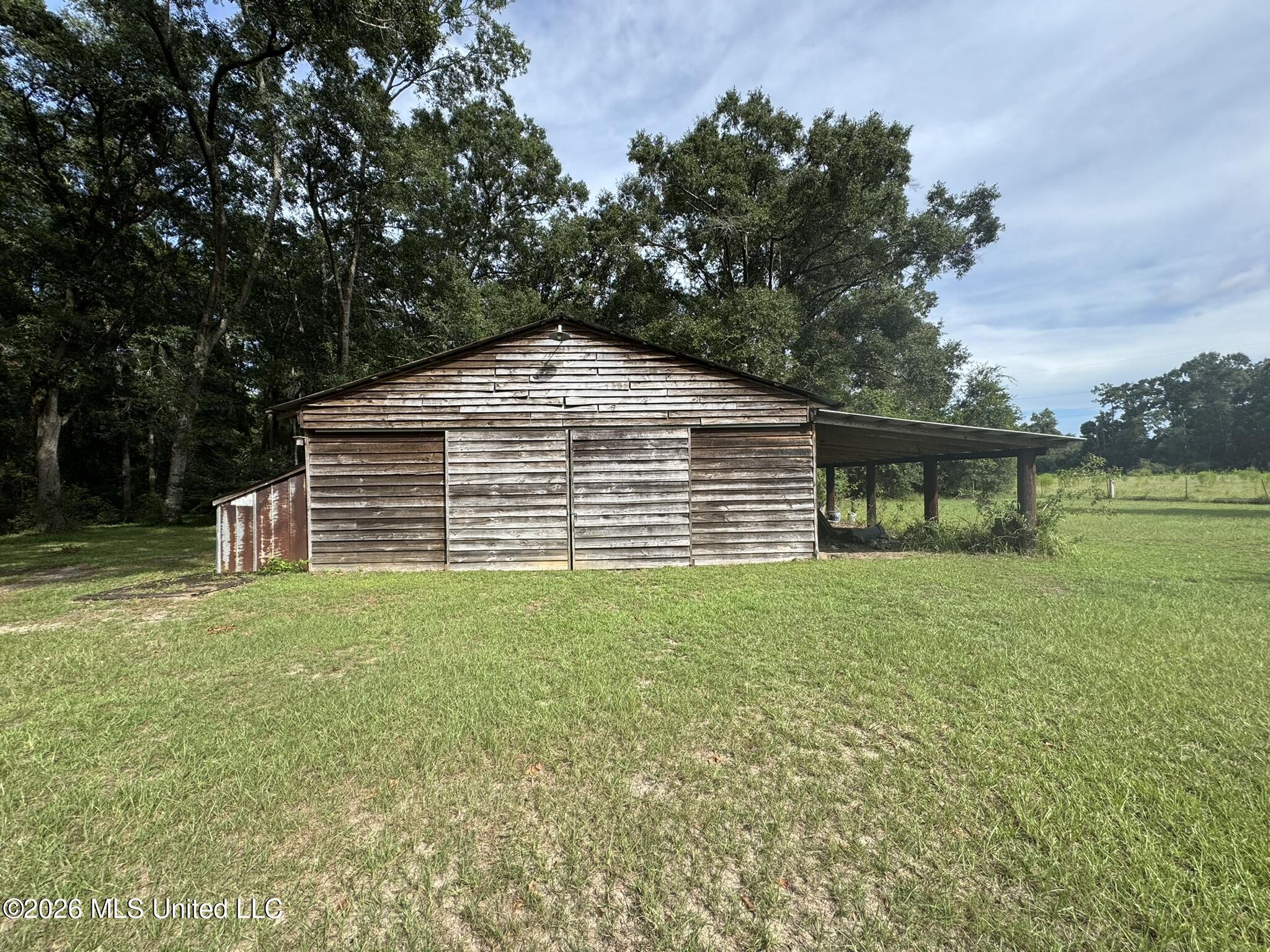 22500 Jones Lane Property Photo 11
