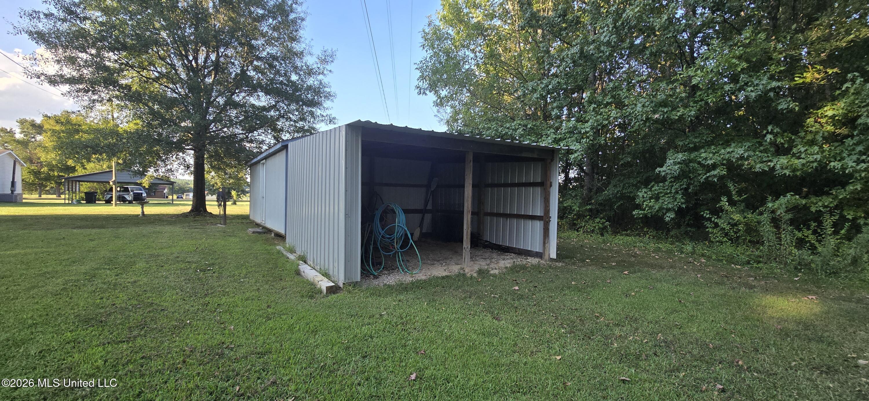 716 Cliff Williams Road Property Photo 20
