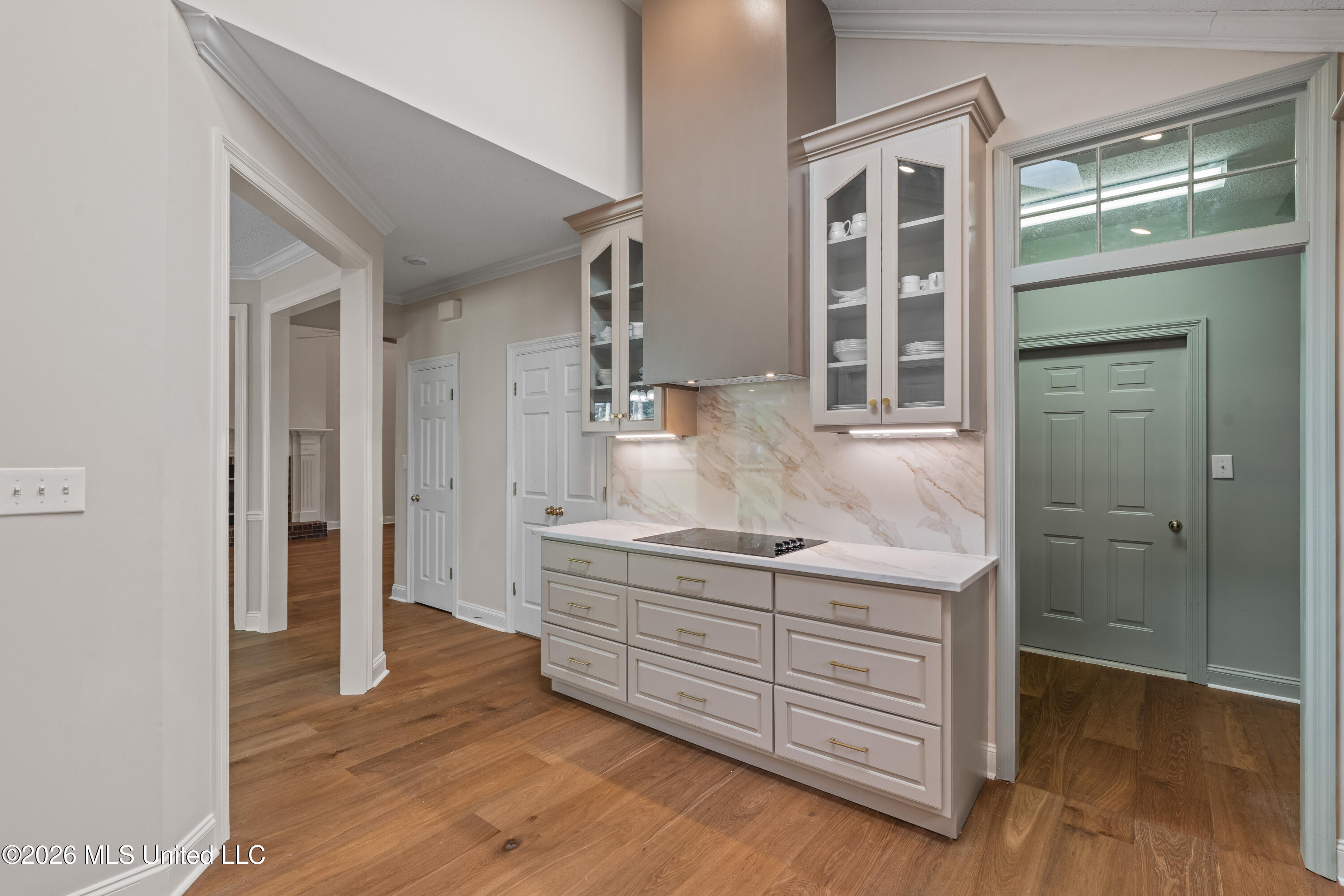 4 Woodleaf Street Property Photo 10