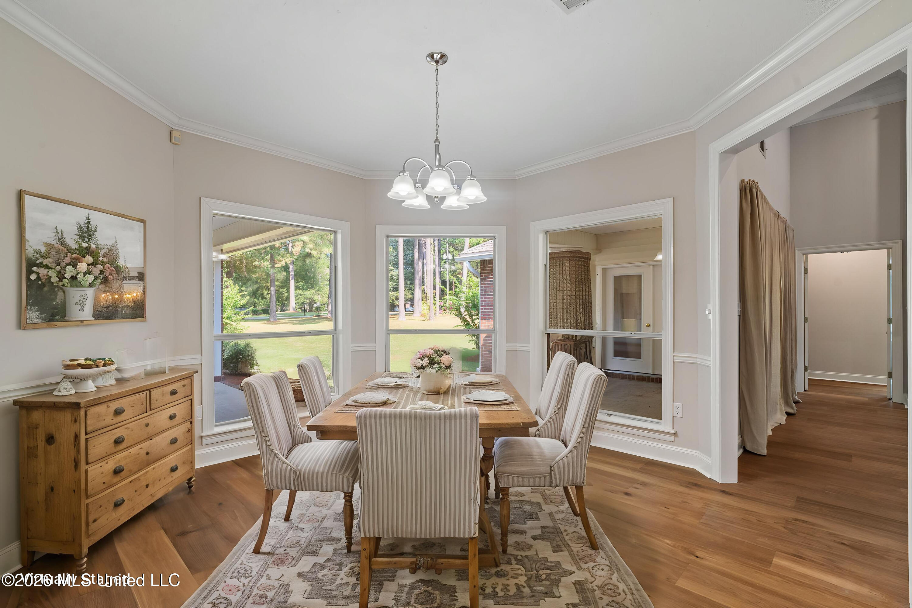 4 Woodleaf Street Property Photo 15