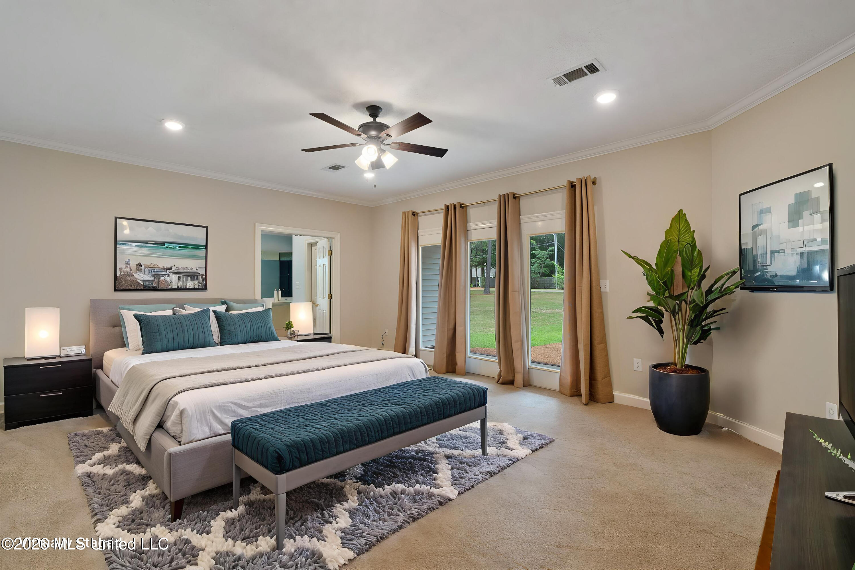 4 Woodleaf Street Property Photo 18
