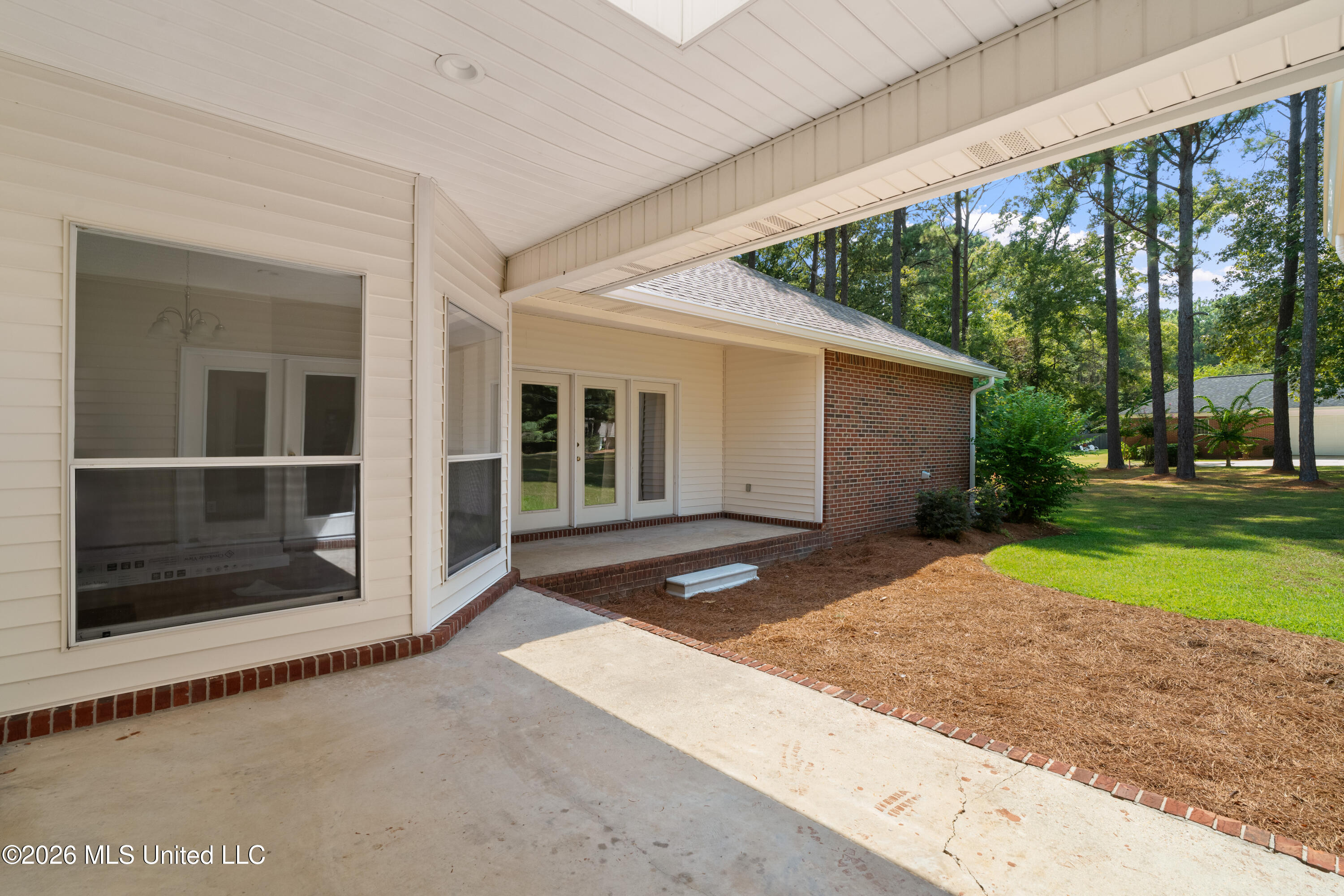 4 Woodleaf Street Property Photo 32
