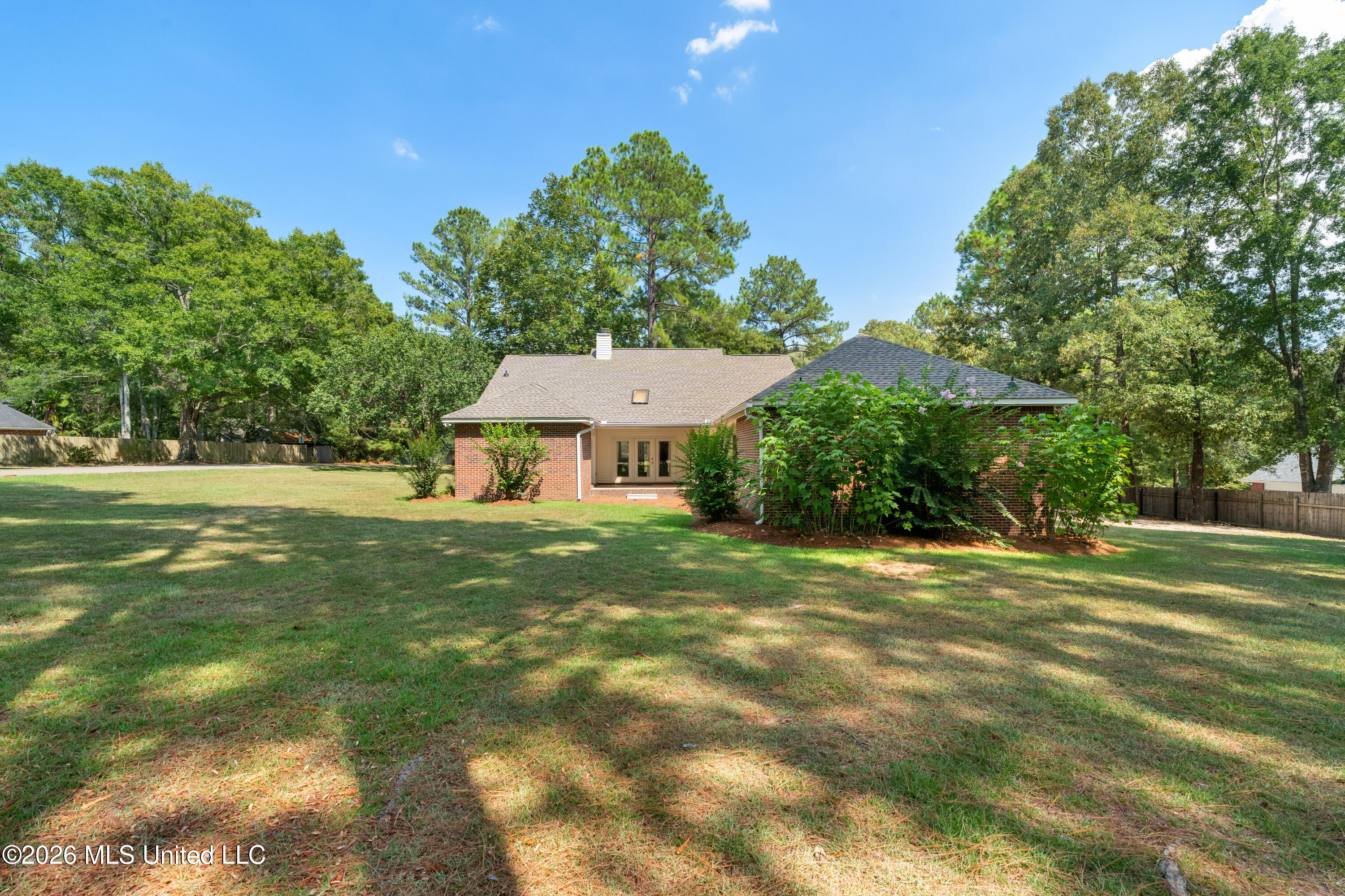 4 Woodleaf Street Property Photo 35