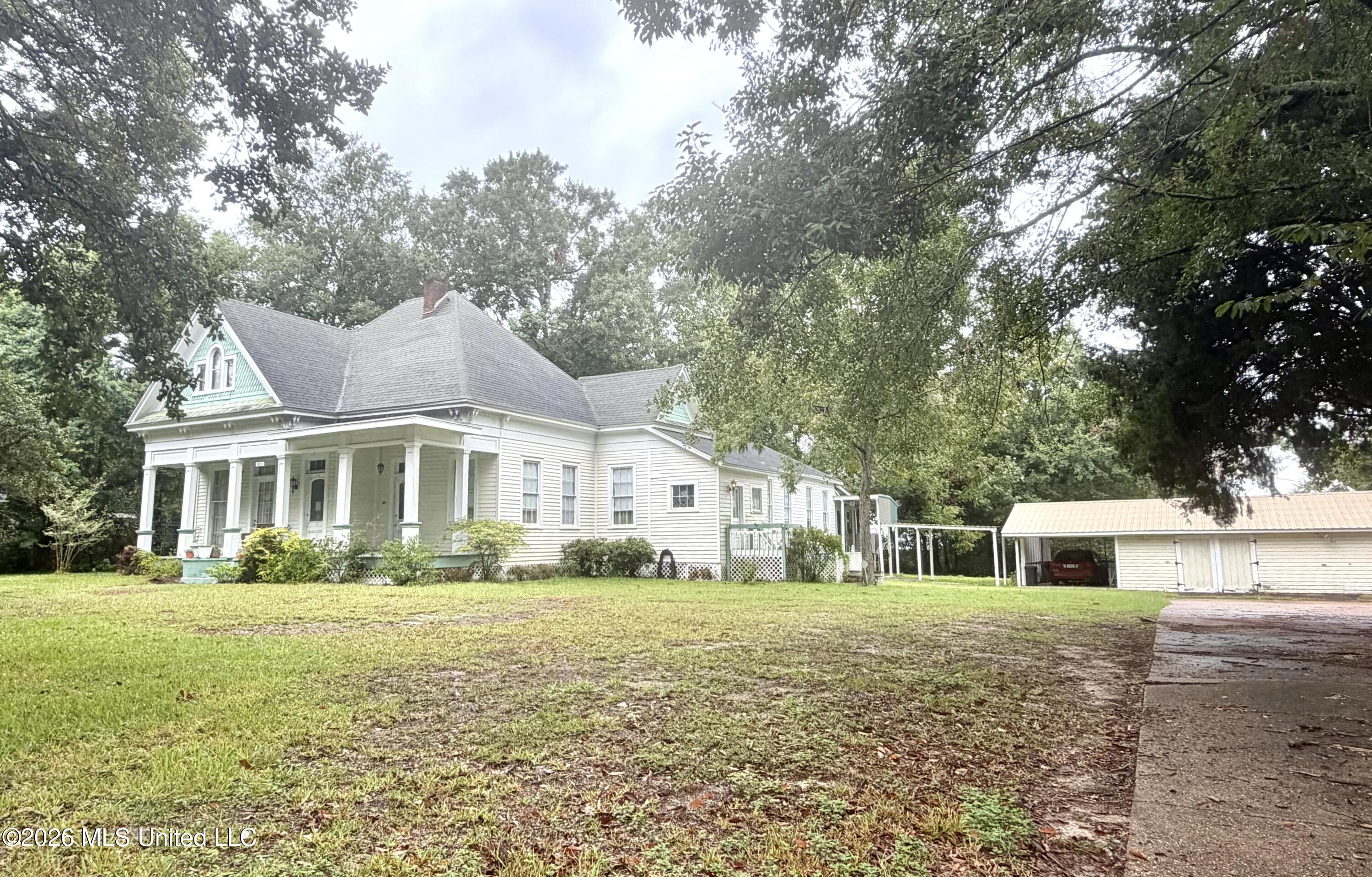3807 Dantzler Street Property Photo 8
