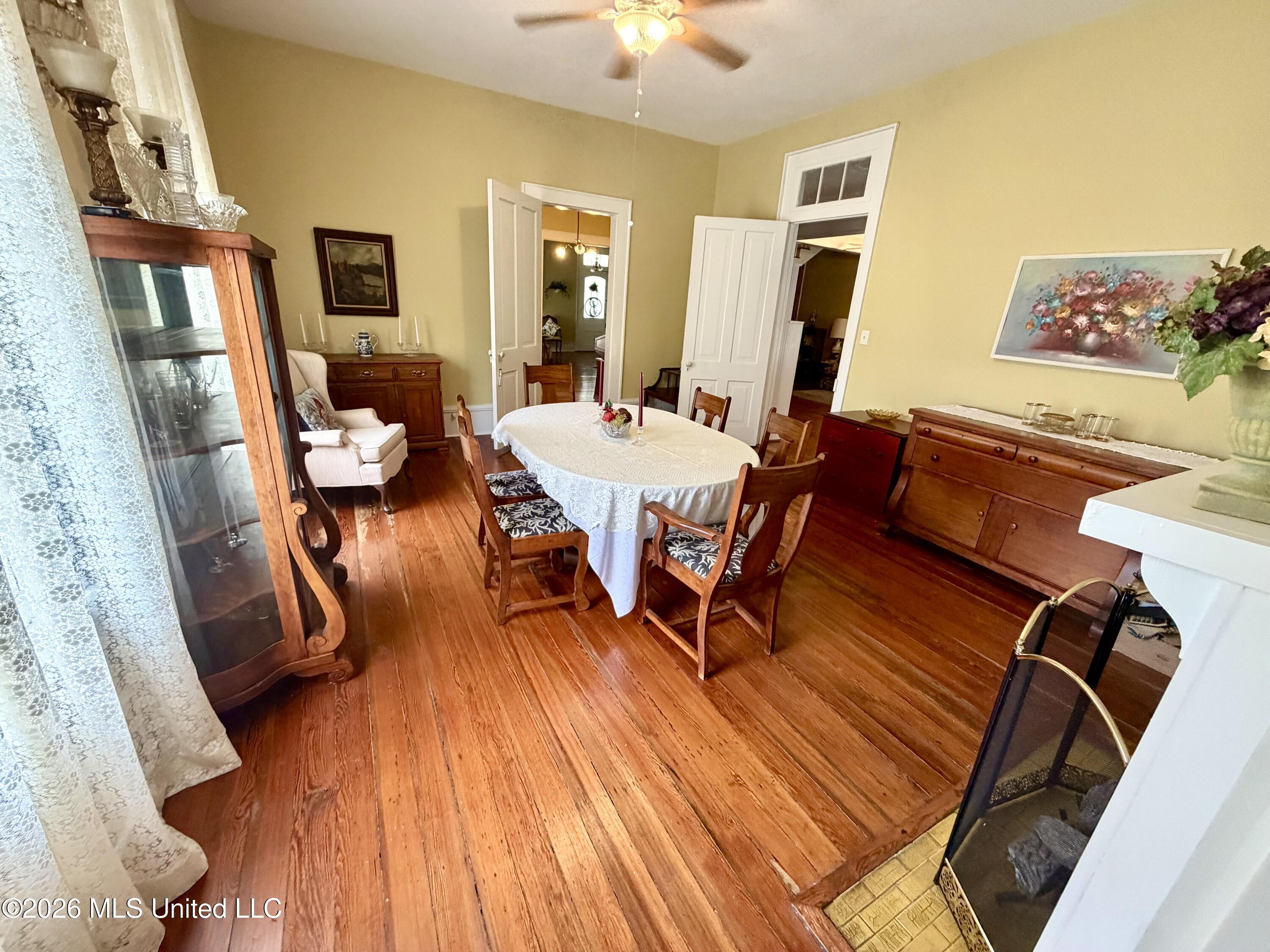 3807 Dantzler Street Property Photo 22