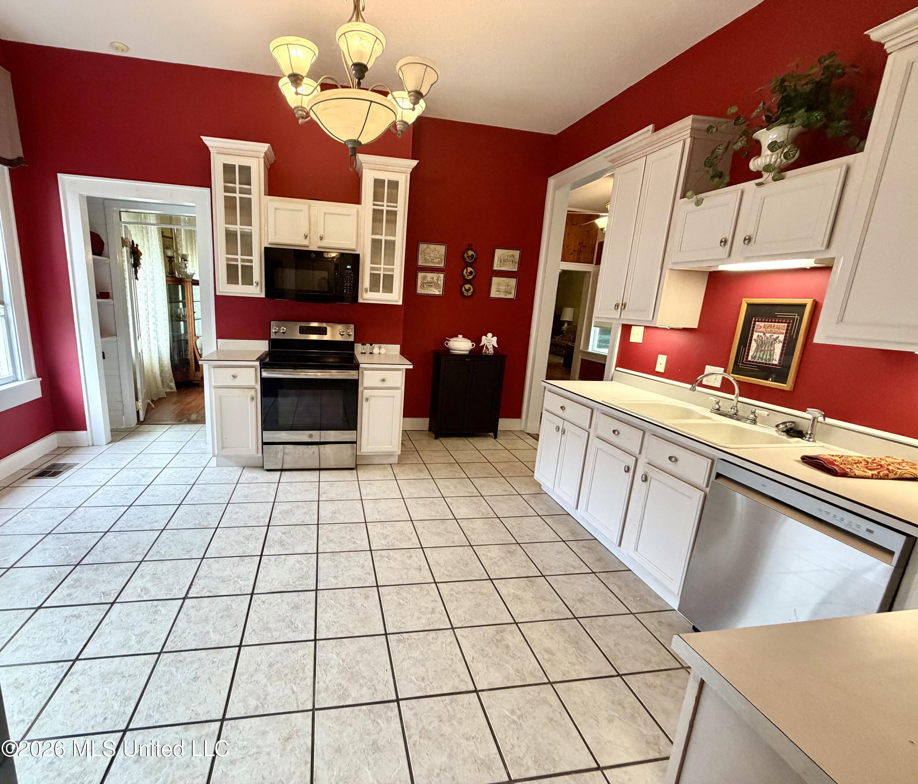 3807 Dantzler Street Property Photo 23