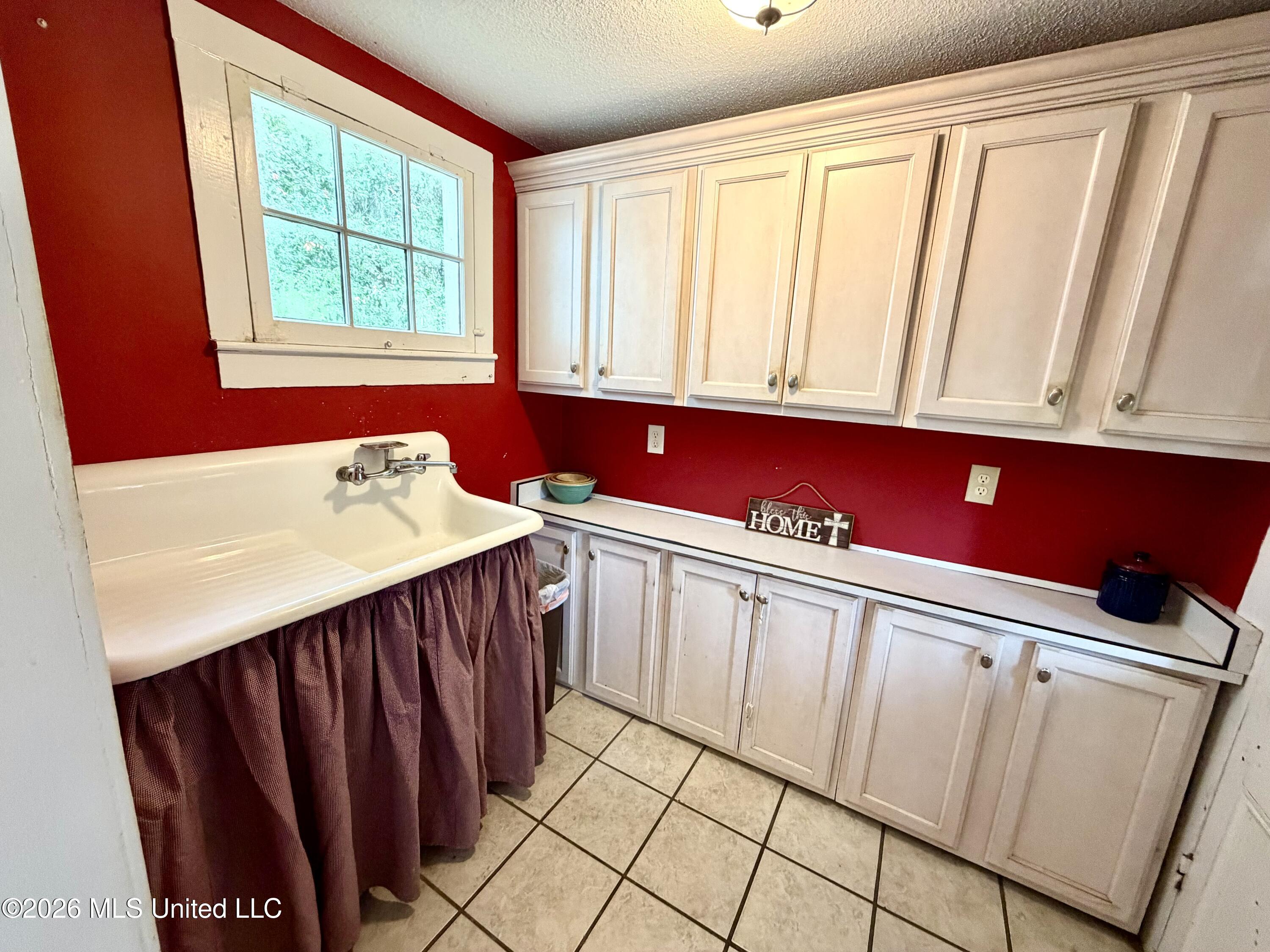 3807 Dantzler Street Property Photo 30