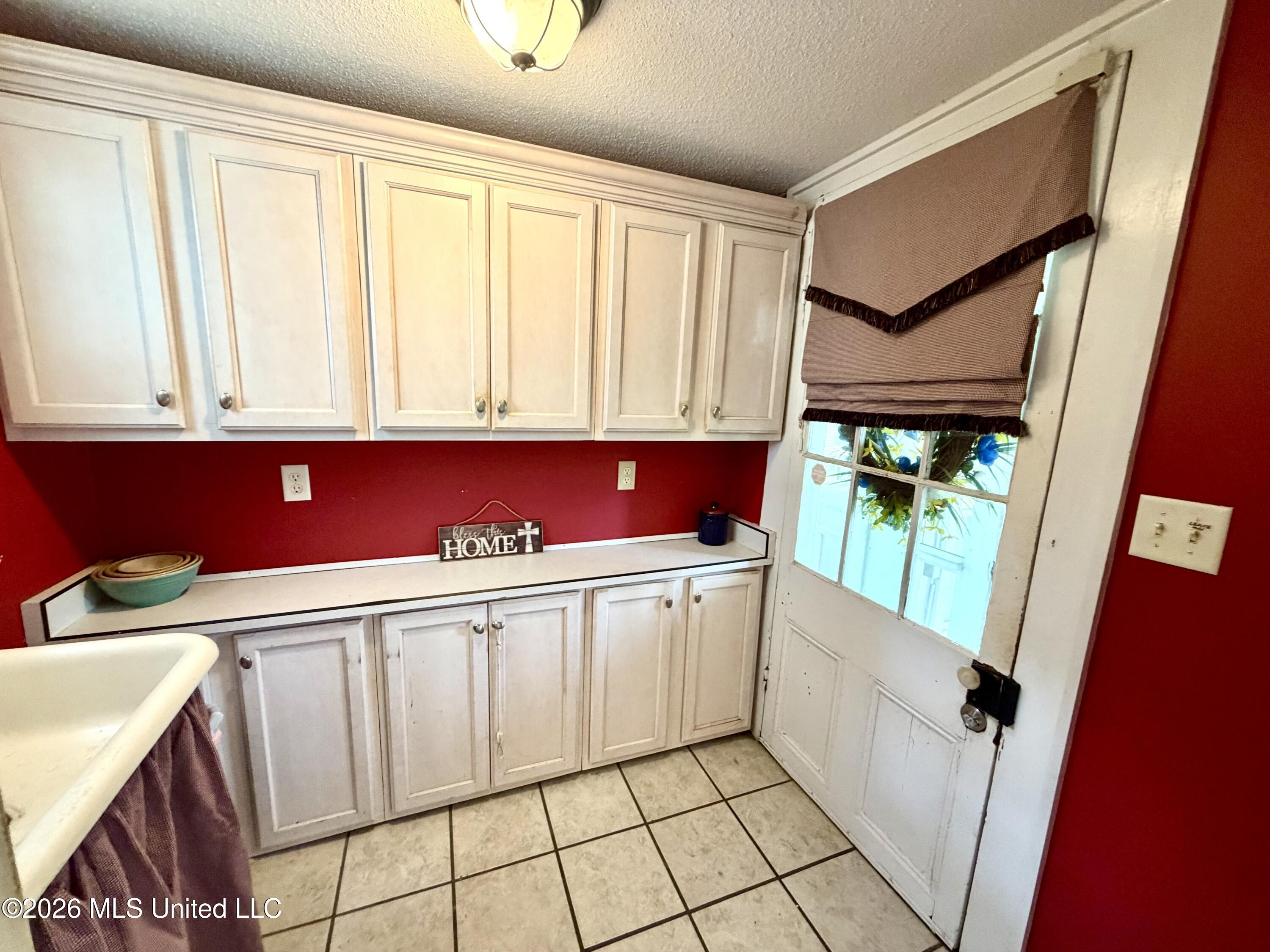3807 Dantzler Street Property Photo 32