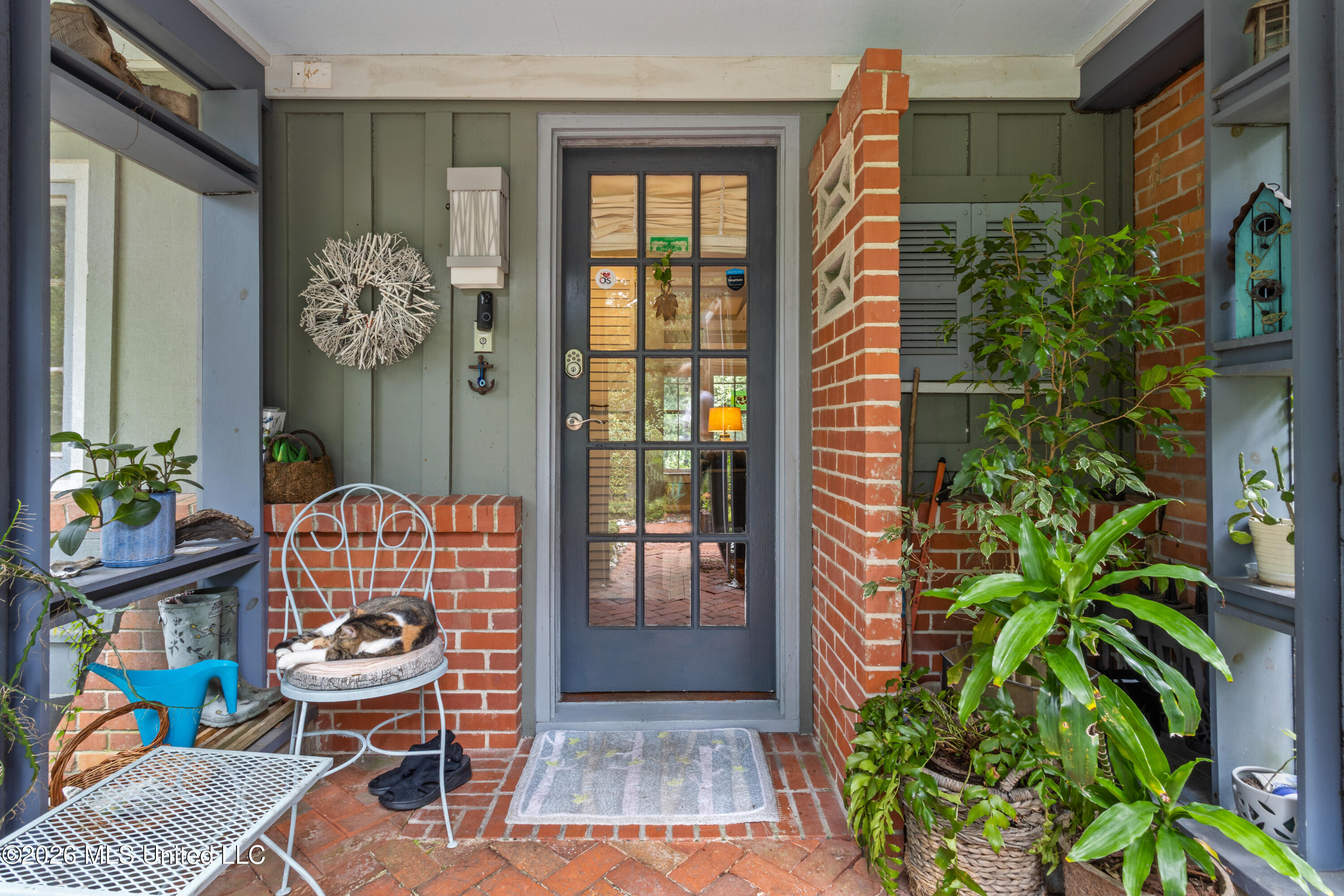1238 Iberville Drive Property Photo 8