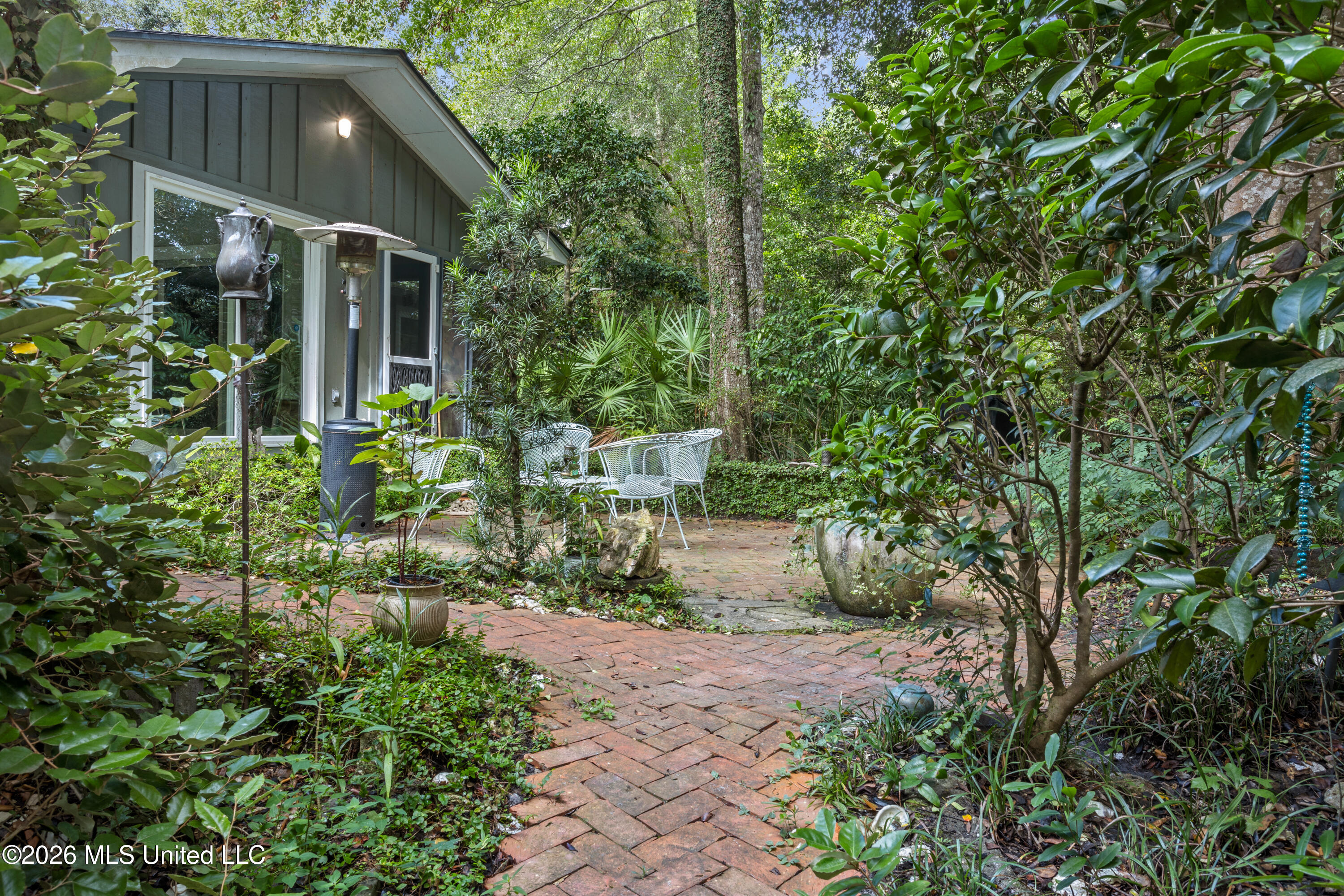 1238 Iberville Drive Property Photo 49